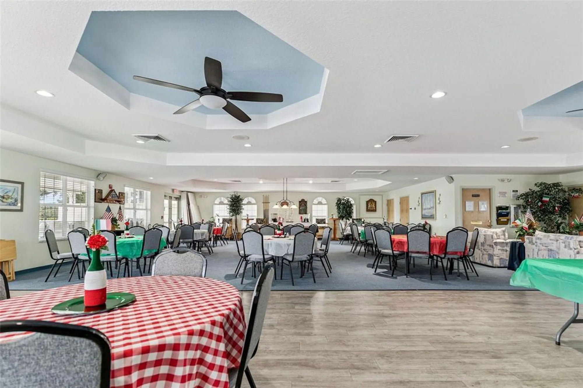 Property Slideshow image 34 of 40 | 400 lake suzanne dr, Lake Wales, FL, 33859