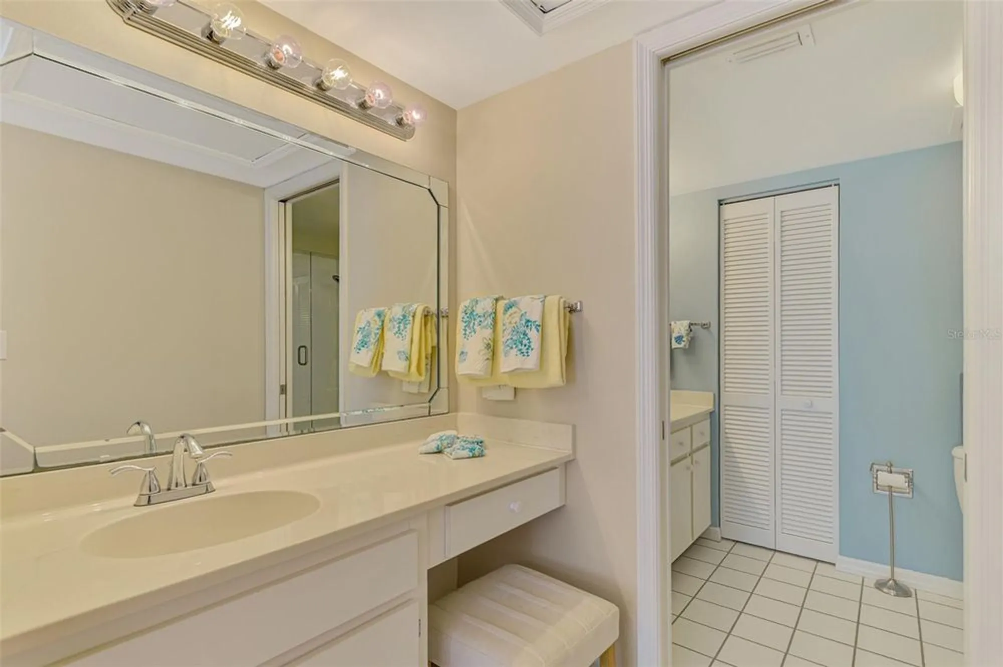 Property Slideshow image 43 of 65 | 461 wexford cir 91, Venice, FL, 34293