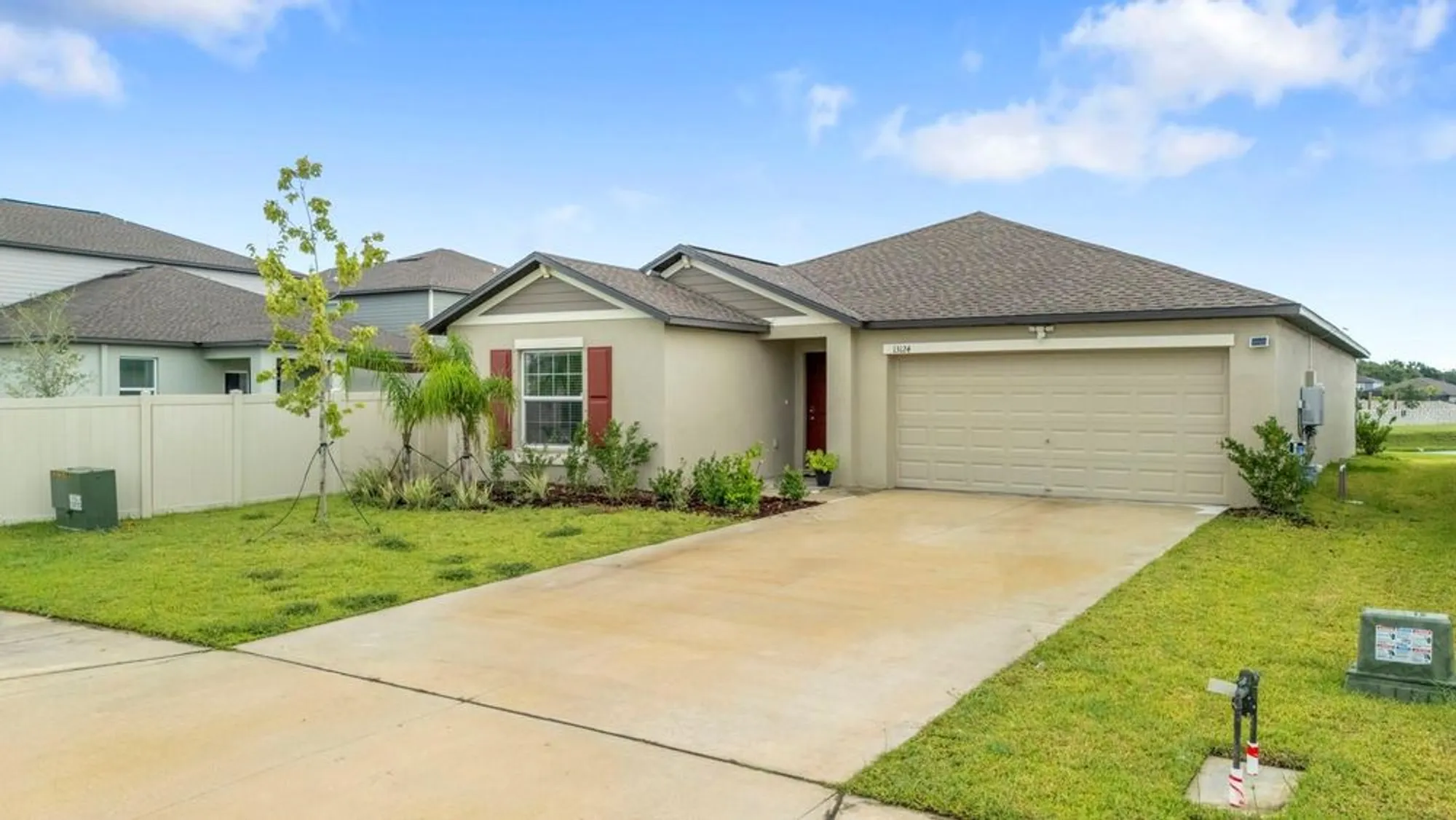 Property Slideshow image 4 of 45 | 13124 merlot sunstone cv, Parrish, FL, 34219