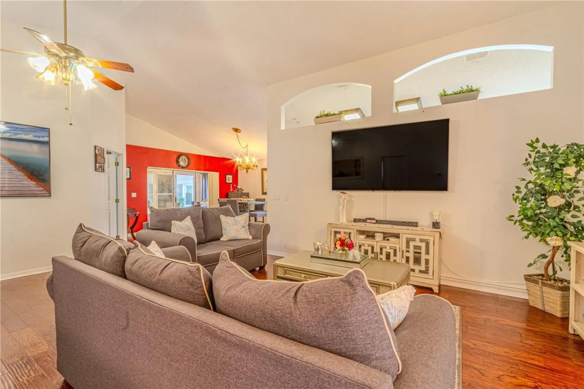 Property Slideshow image 8 of 27 | 3713 doune way, Clermont, FL, 34711