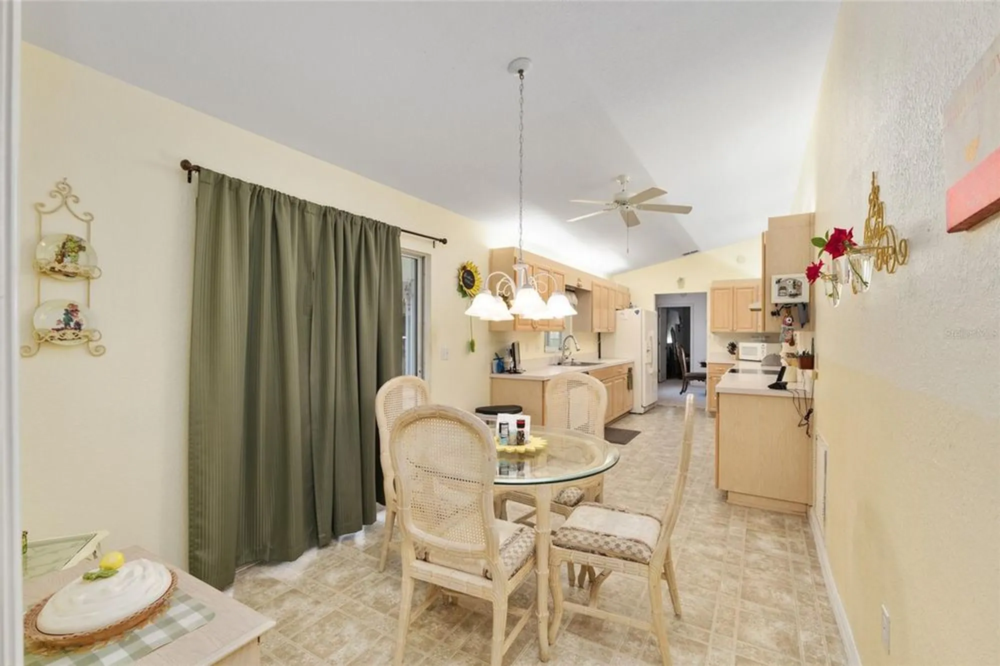 Property Slideshow image 19 of 69 | 11335 sw 138th ln, Dunnellon, FL, 34432