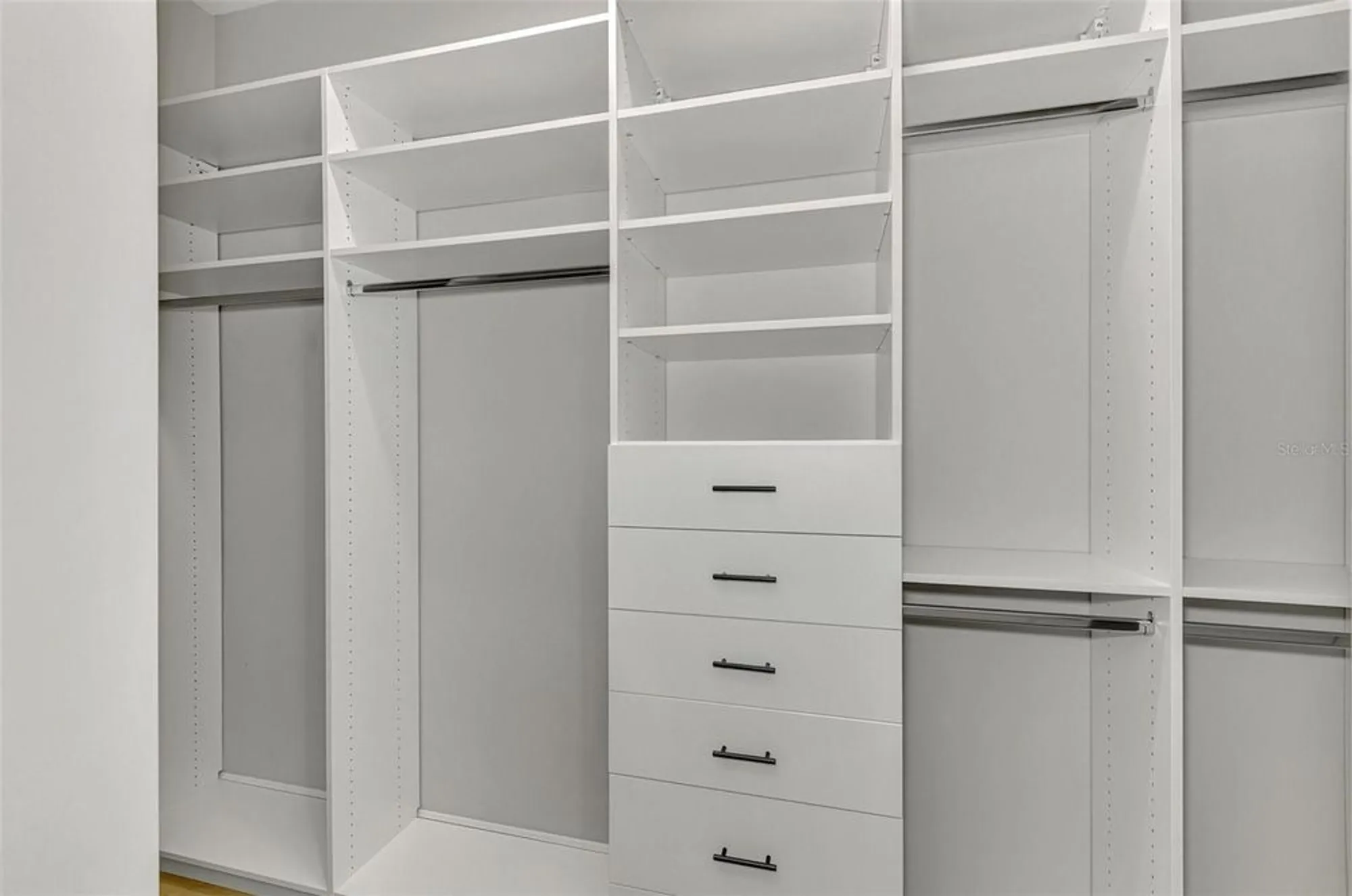 Property Slideshow image 42 of 92 | 21353 holmes cir, Venice, FL, 34293