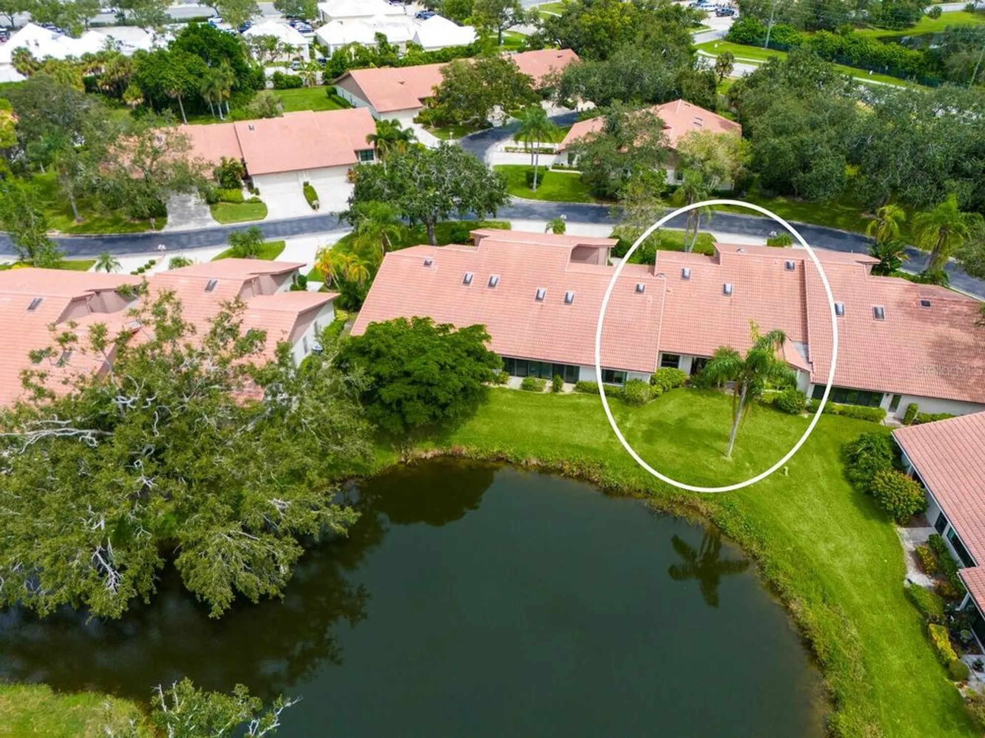 Property Slideshow image 40 of 49 | 4033 wilshire cir 139, Sarasota, FL, 34238