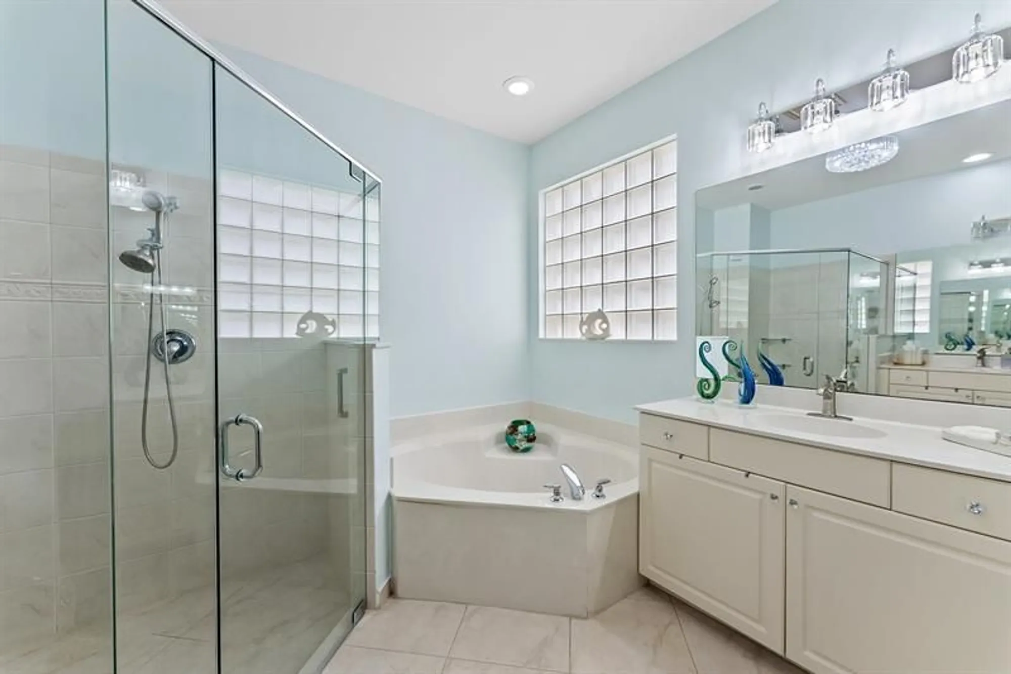 Property Slideshow image 17 of 44 | 7030 vesuvio pl, Boynton Beach, FL, 33437