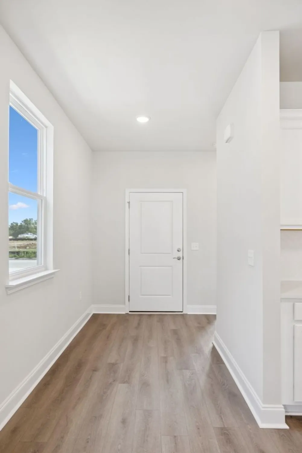 Property Slideshow image 8 of 88 | 308 stonehaus cir, Antioch, TN, 37013