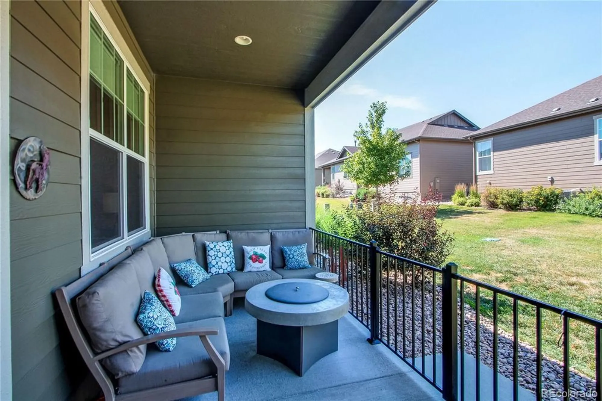 Property Slideshow image 12 of 50 | 3444 new haven cir, Castle Rock, CO, 80109