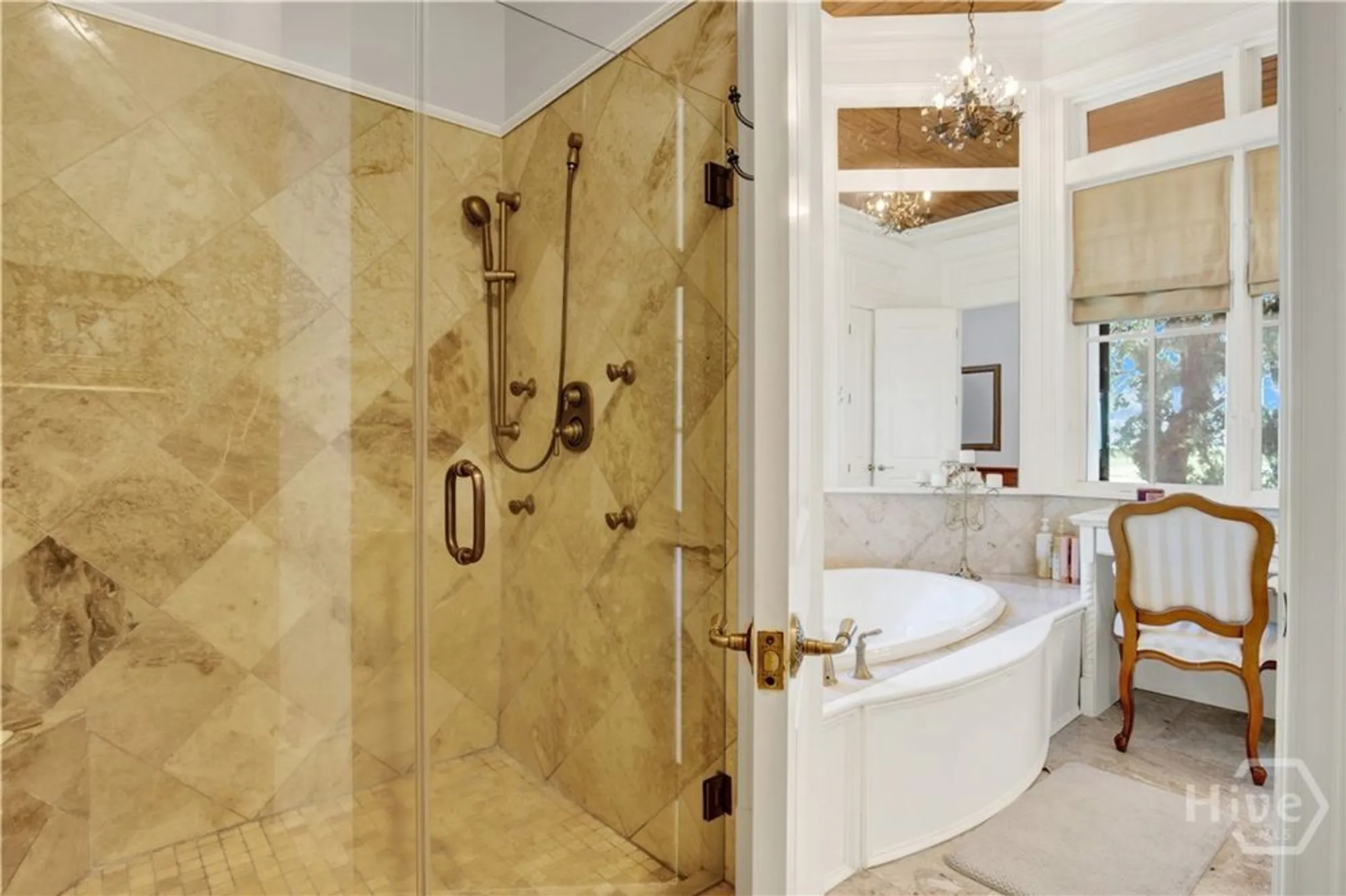 Property Slideshow image 19 of 64 | 1 breckenridge ln, Savannah, GA, 31411