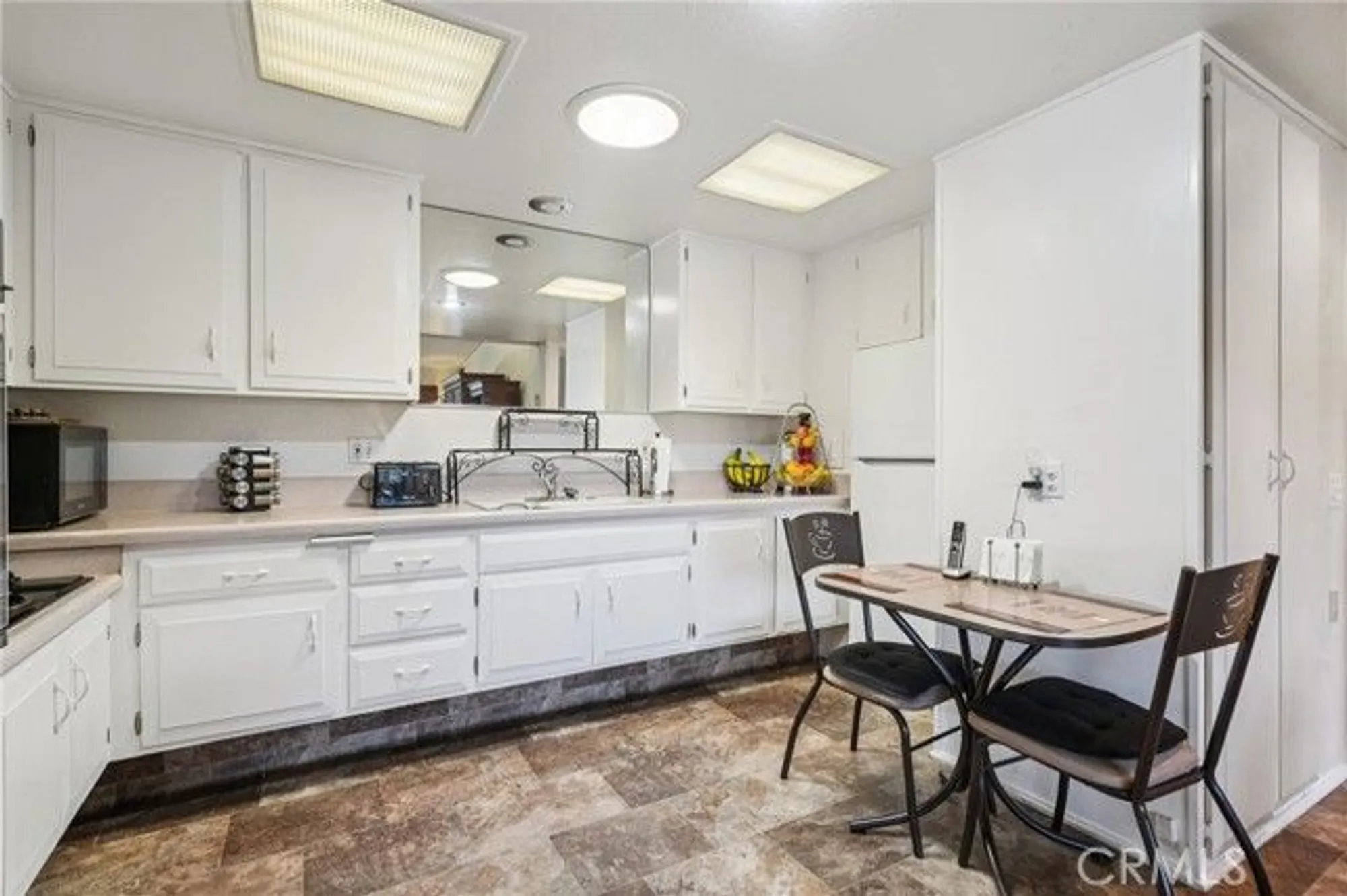 Property Slideshow image 13 of 24 | 1181 oakmont rd apt 197h, Seal Beach, CA, 90740