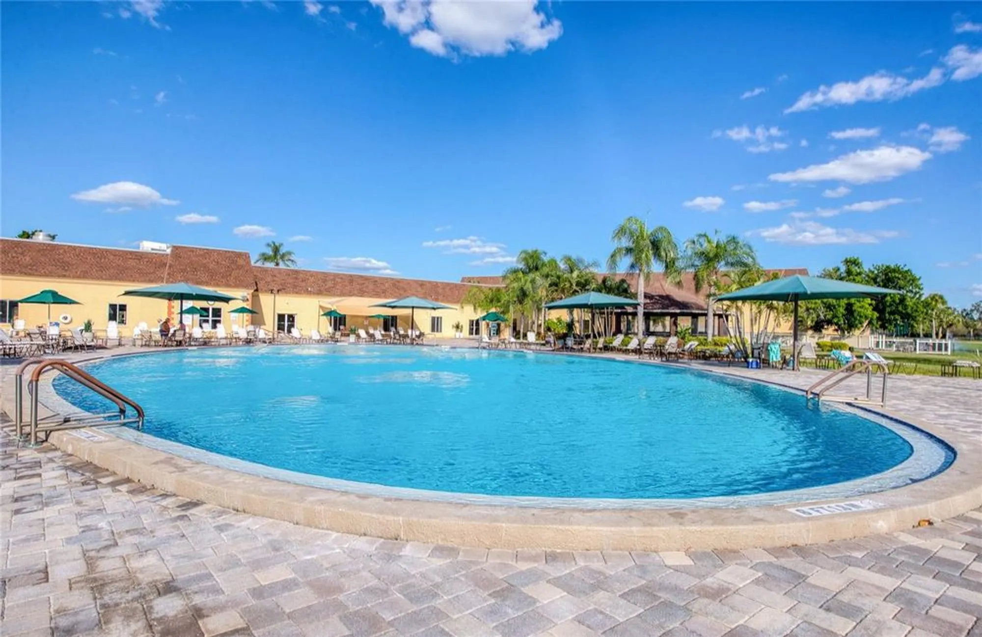 Property Slideshow image 38 of 40 | 2227 nottingham greens dr, Sun City Center, FL, 33573