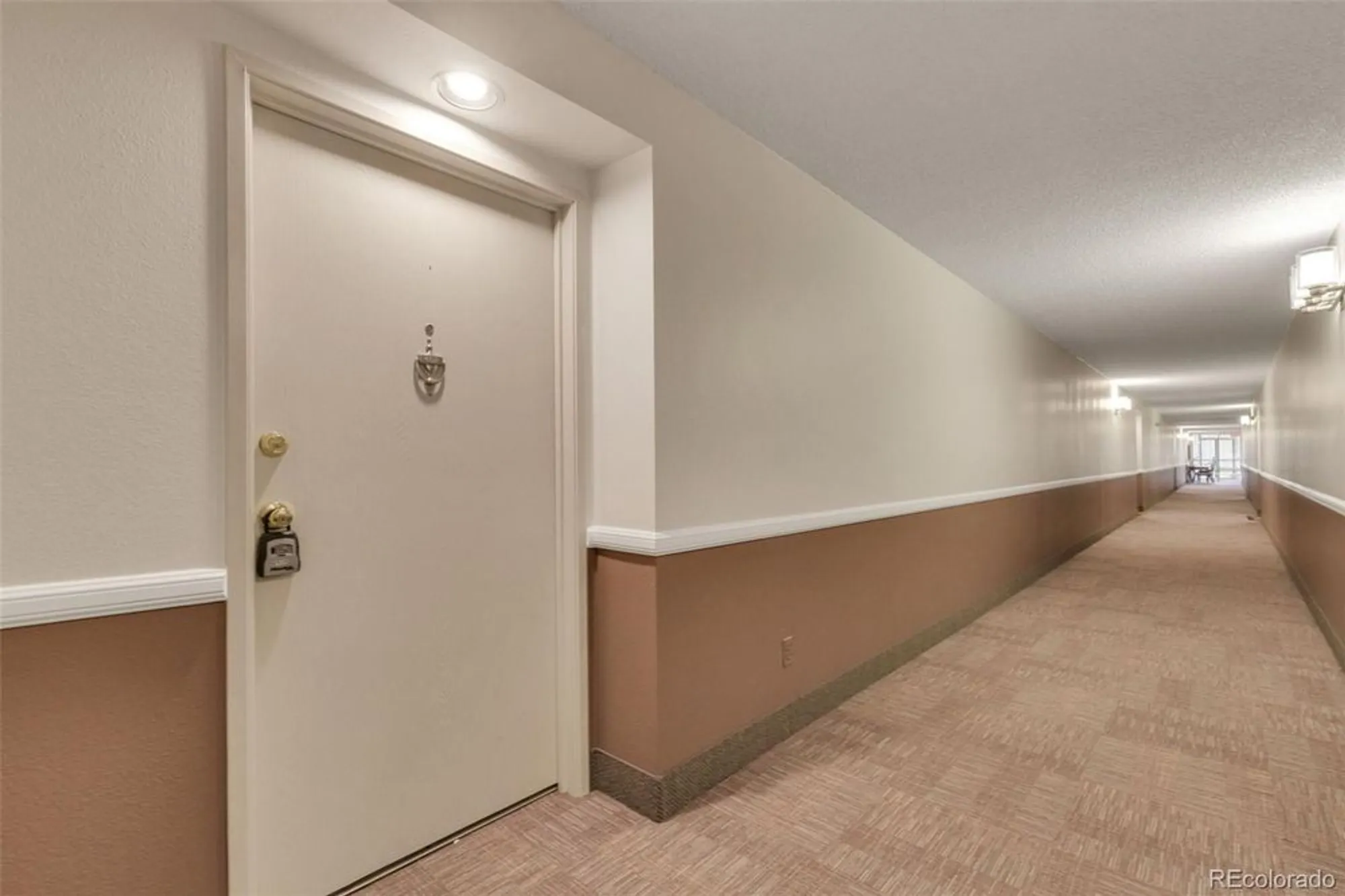 Property Slideshow image 24 of 44 | 13952 e marina dr apt 102, Aurora, CO, 80014