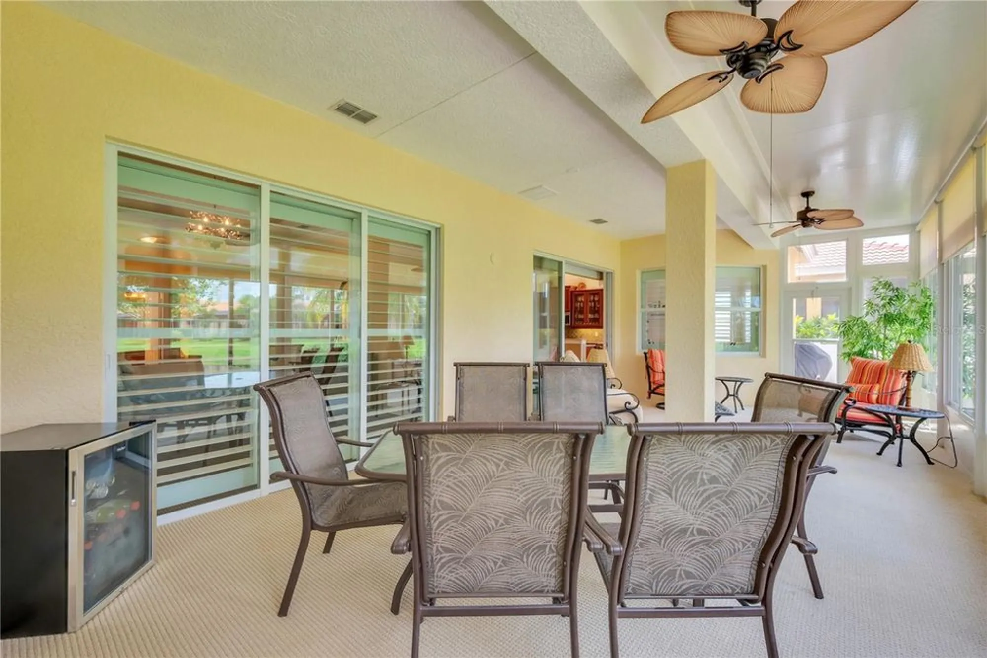 Property Slideshow image 26 of 49 | 15931 golden lakes dr, Wimauma, FL, 33598
