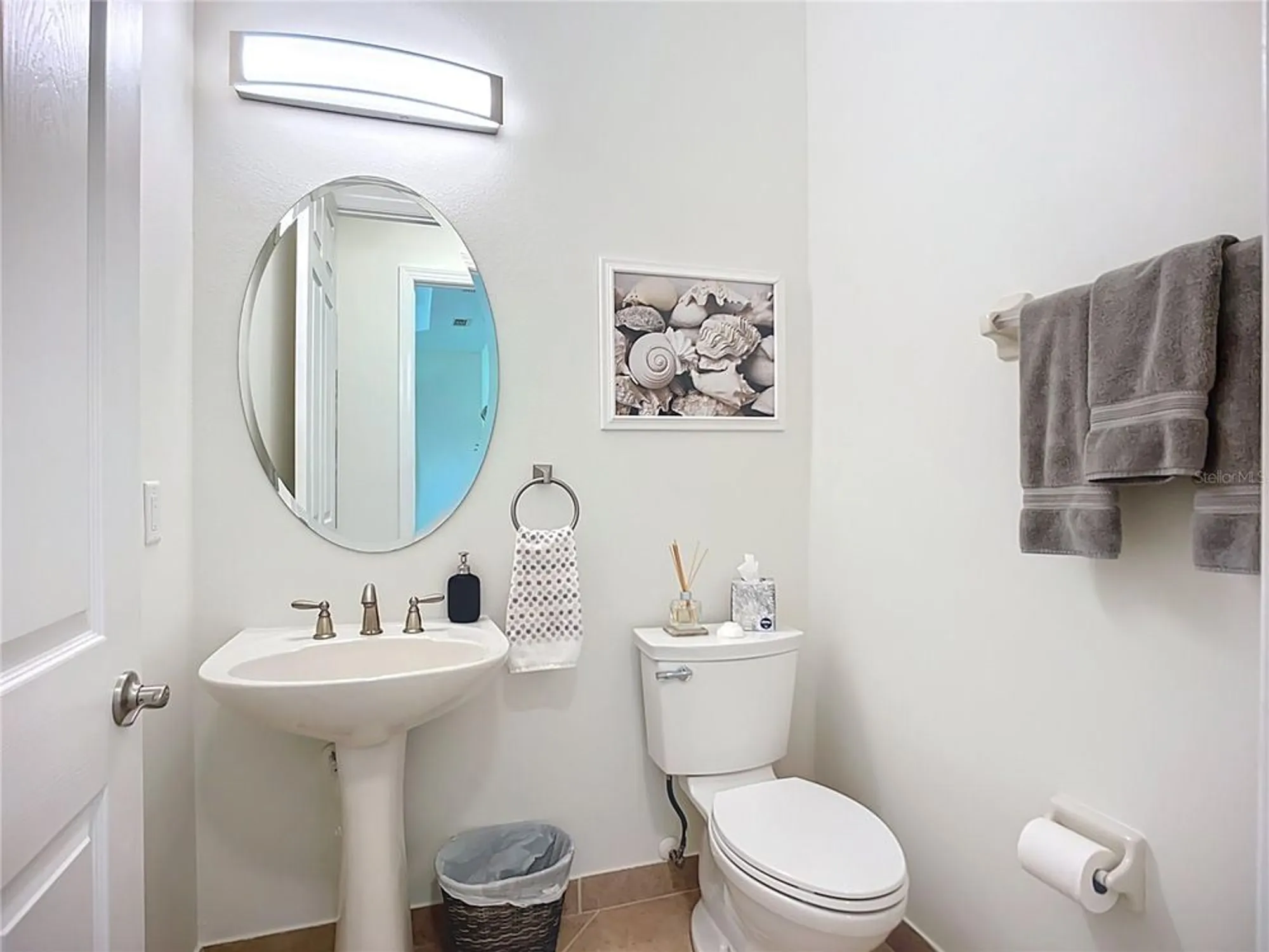 Property Slideshow image 33 of 74 | 16244 diamond bay dr, Wimauma, FL, 33598