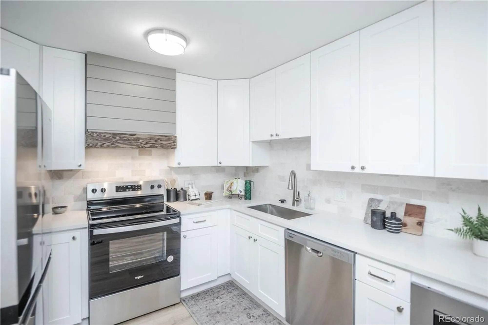 Property Slideshow image 4 of 34 | 9155 e center ave 4b, Denver, CO, 80247
