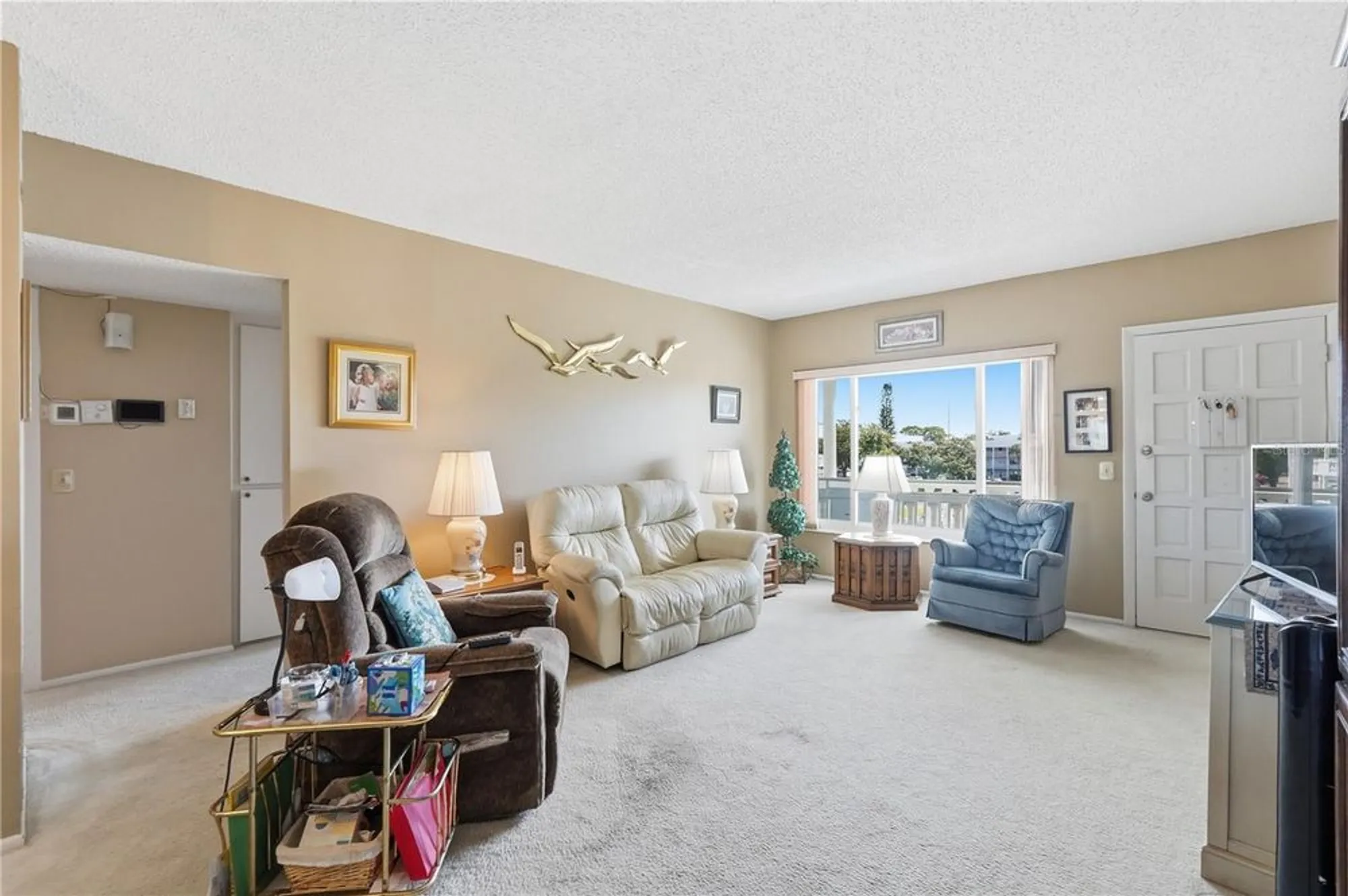 Property Slideshow image 4 of 22 | 2428 columbia dr 54, Clearwater, FL, 33763