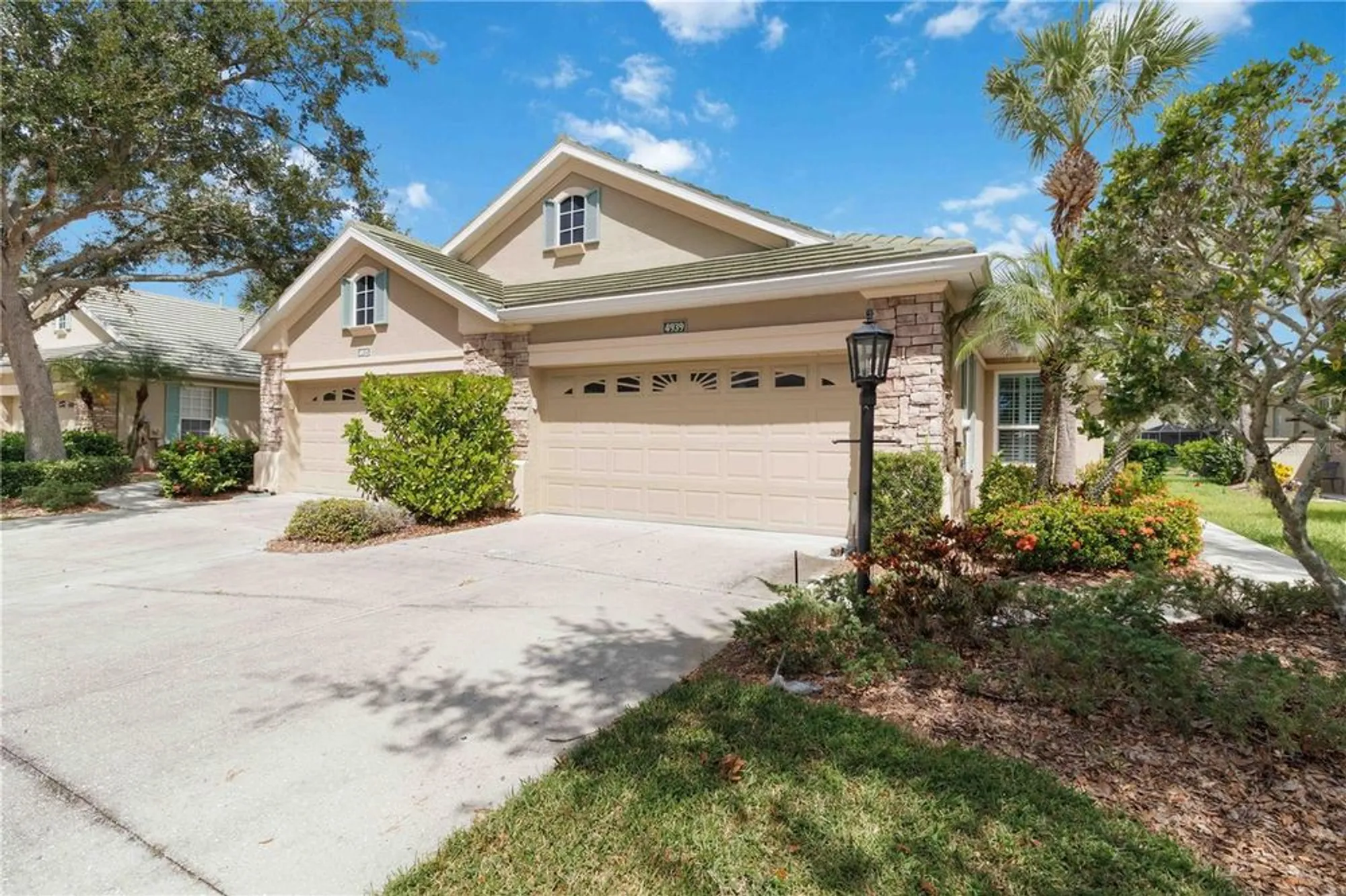 Property Slideshow image 1 of 51 | 4939 lakescene pl, Sarasota, FL, 34243