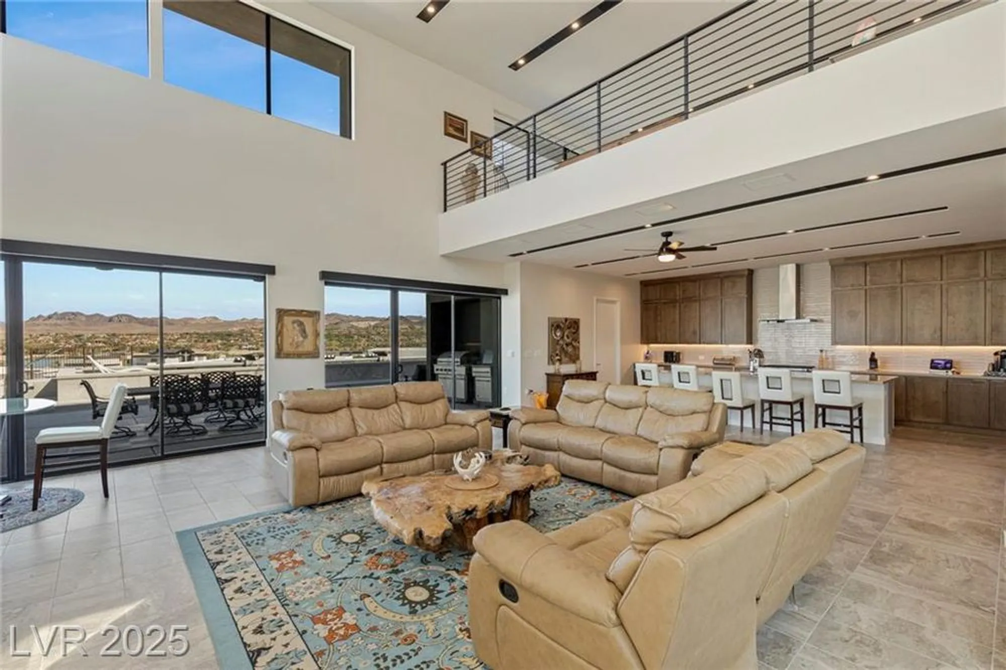 Property Slideshow image 10 of 85 | 53 falling ridge ln, Henderson, NV, 89011