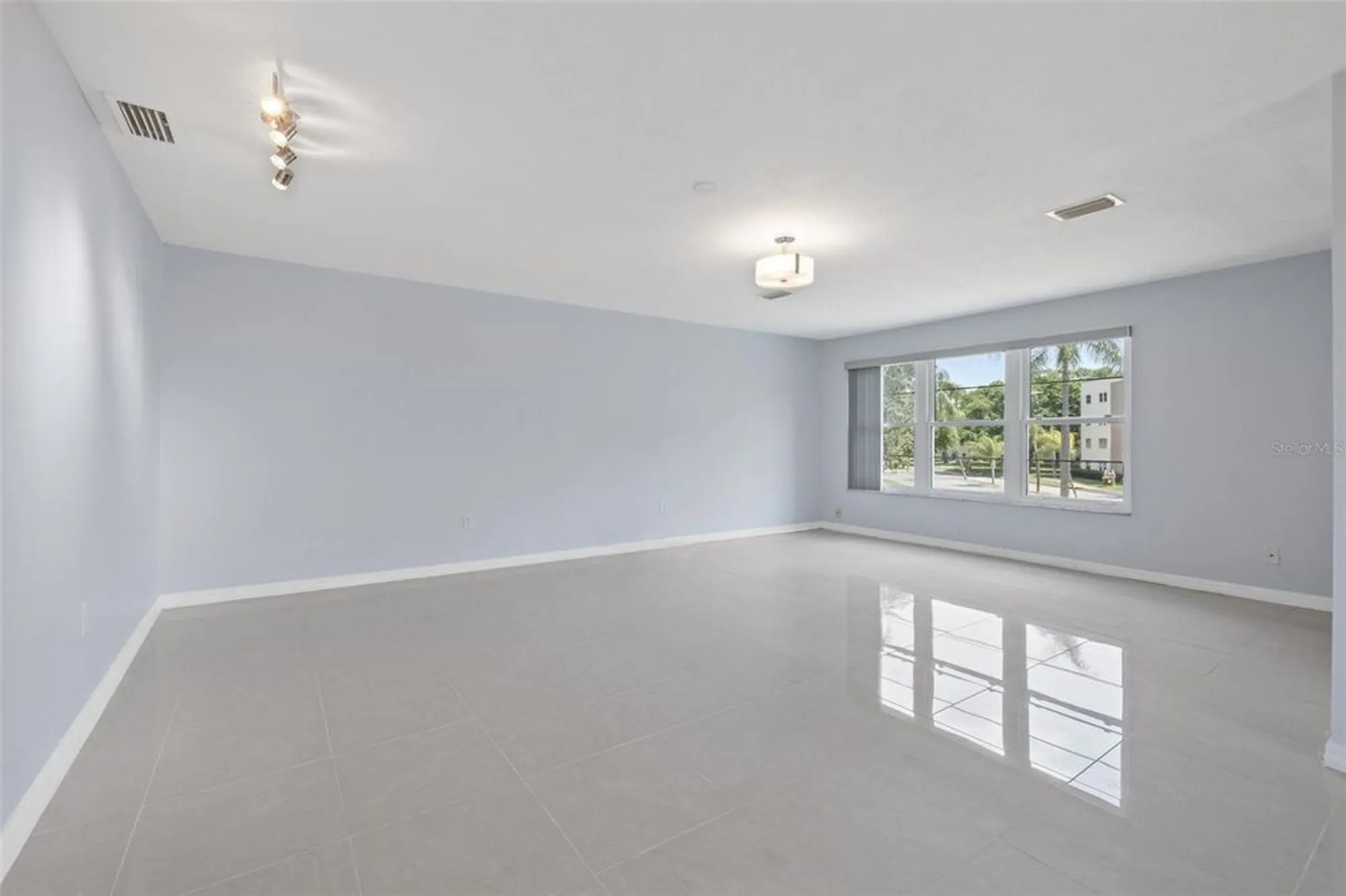 Property Slideshow image 6 of 33 | 5660 80th st n unit a208, St Petersburg, FL, 33709