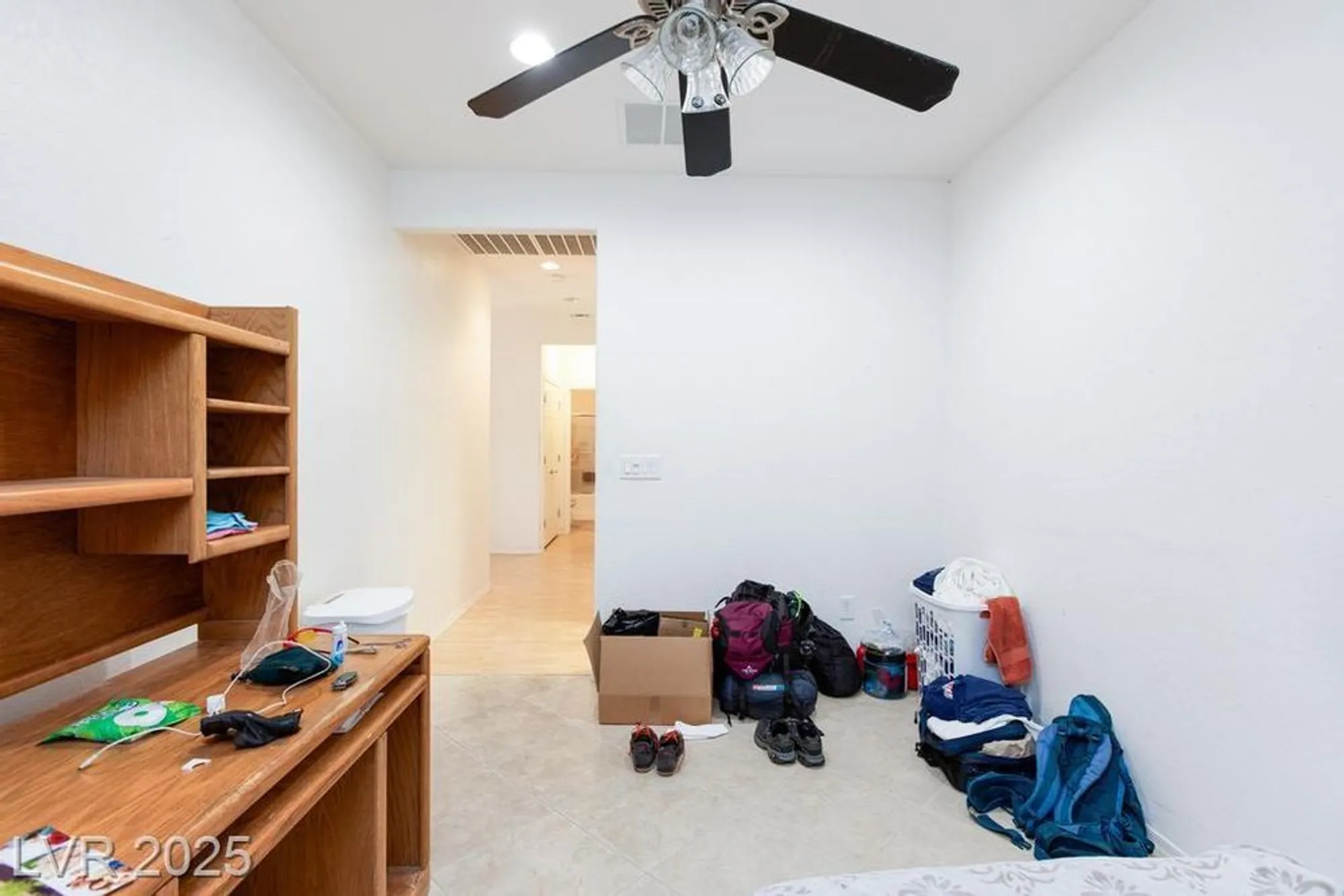 Property Slideshow image 10 of 33 | 7716 homing pigeon st, North Las Vegas, NV, 89084