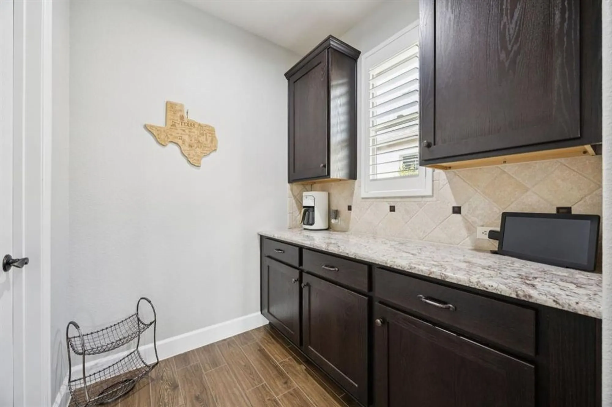 Property Slideshow image 10 of 38 | 12225 grosbeak dr, Denton, TX, 76207