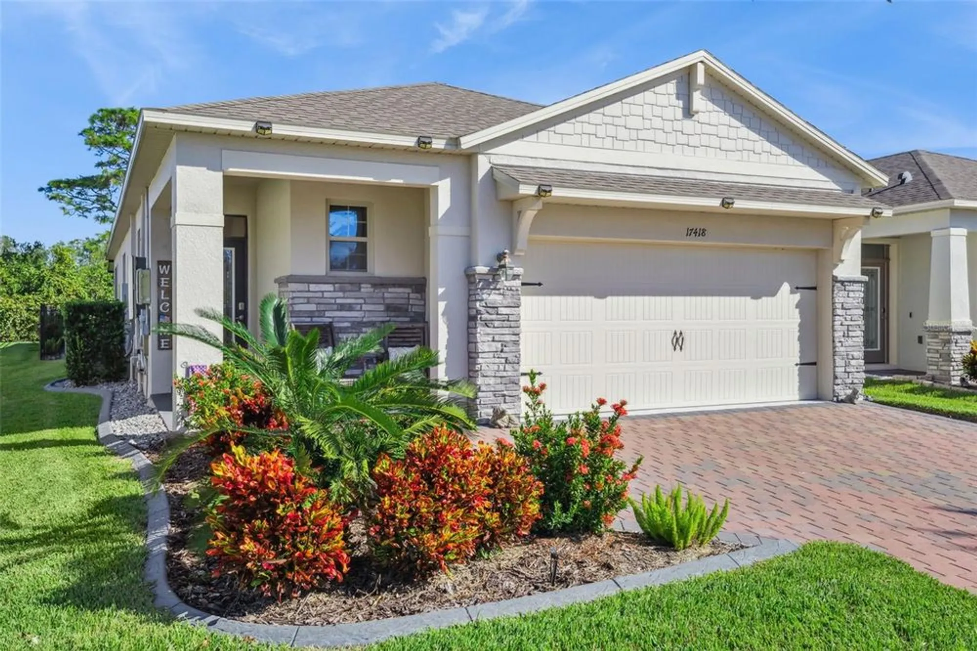 Property Slideshow image 1 of 35 | 17418 blazing star cir, Clermont, FL, 34714
