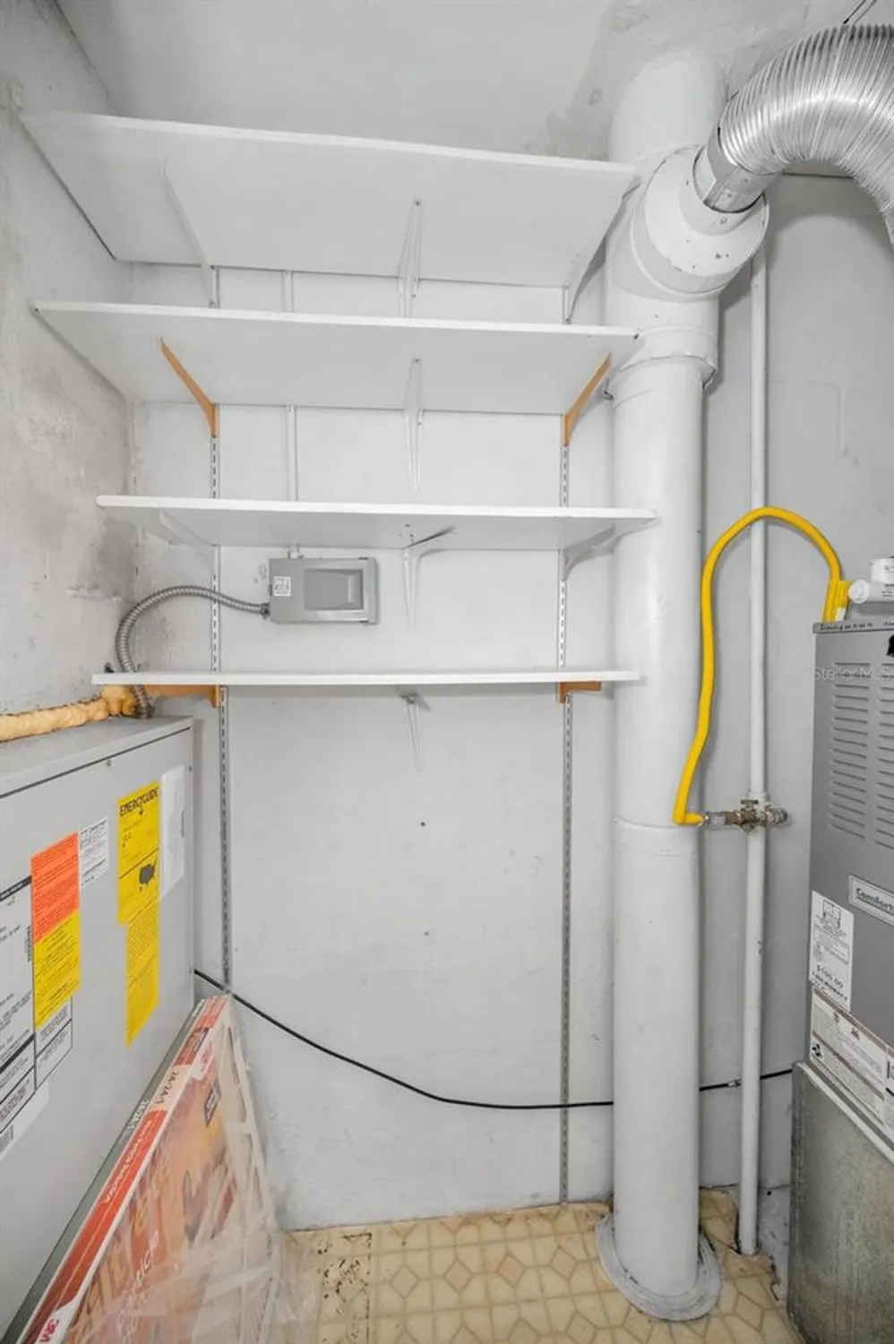 Property Slideshow image 13 of 84 | 5501 80th st n unit 405, St Petersburg, FL, 33709