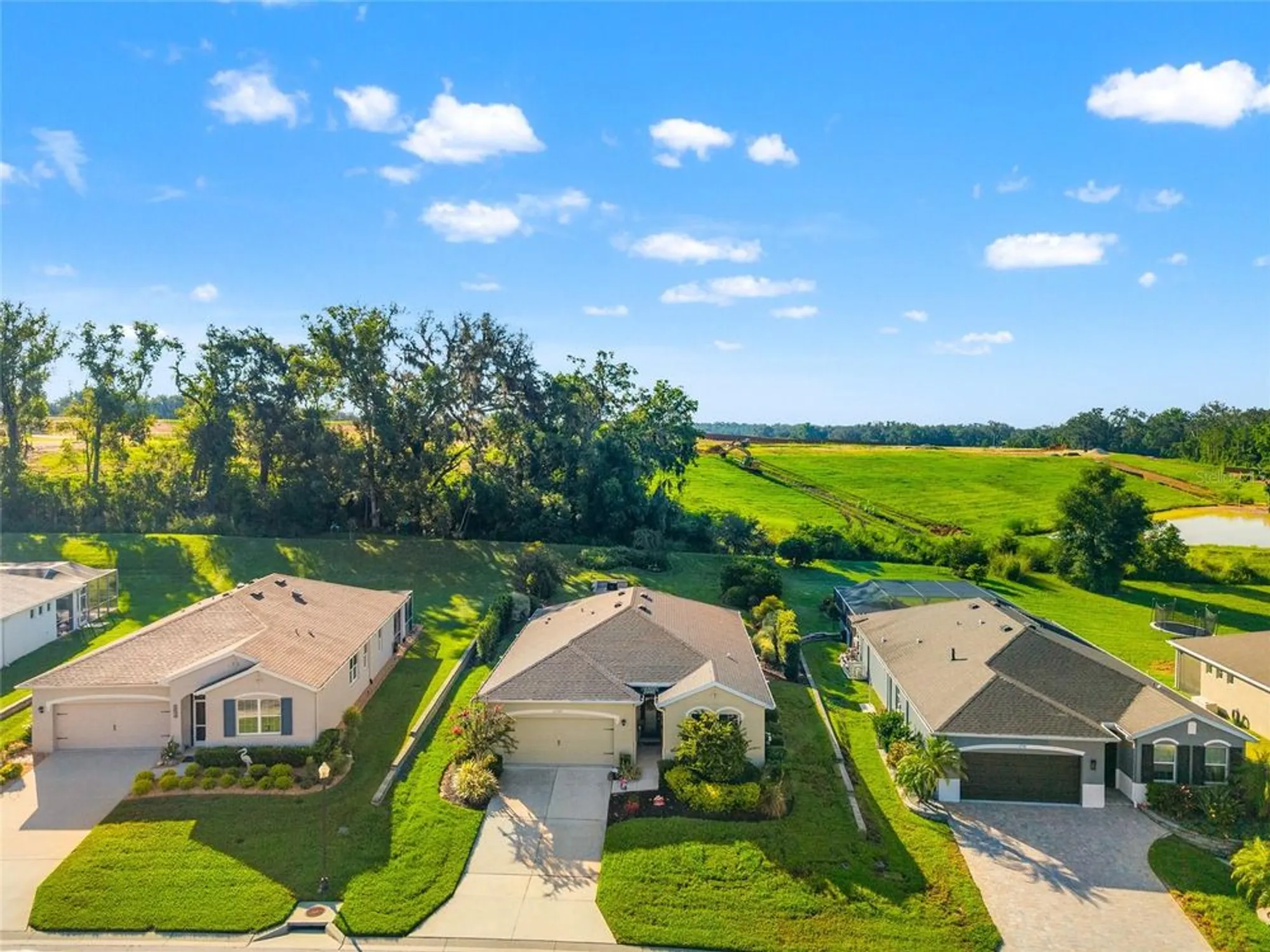 Property Slideshow image 2 of 54 | 12526 eastpointe dr, Dade City, FL, 33525