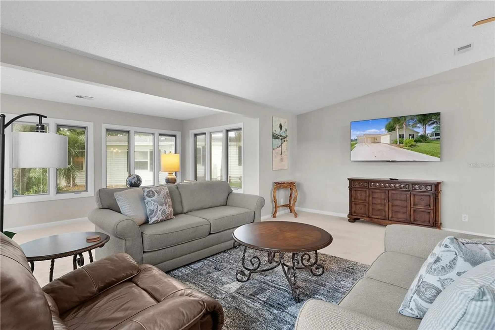 Property Slideshow image 20 of 34 | 1815 kaufman cir, The Villages, FL, 32159