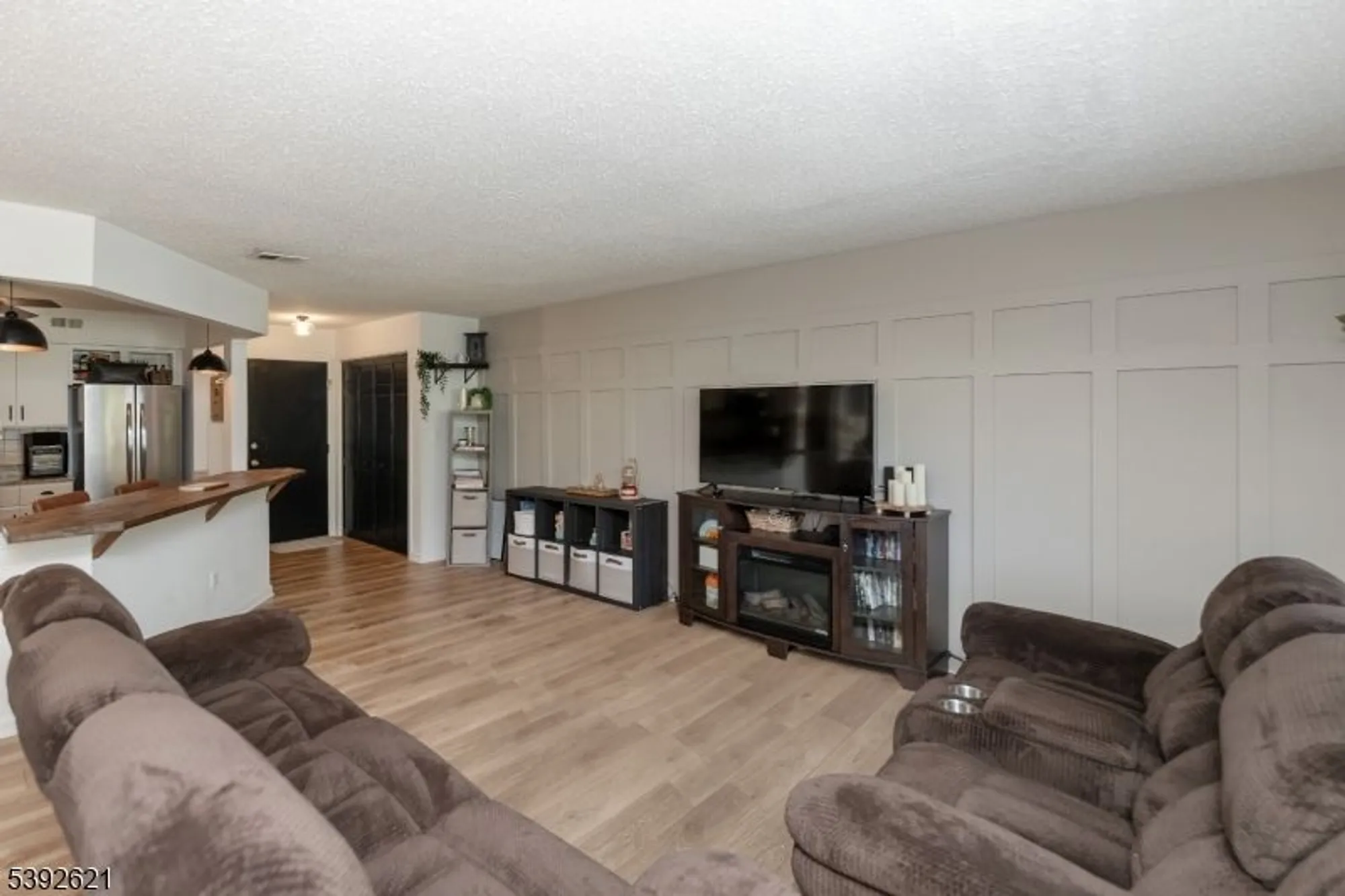Property Slideshow image 18 of 39 | 31 drake way, Roxbury Twp, NJ, 07836