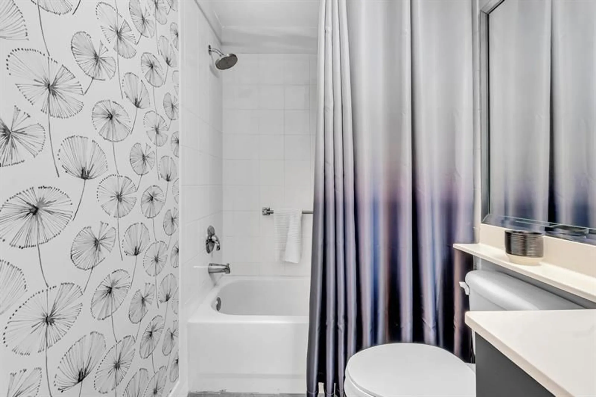 Property Slideshow image 42 of 82 | 7775 southampton ter 405, Tamarac, FL, 33321