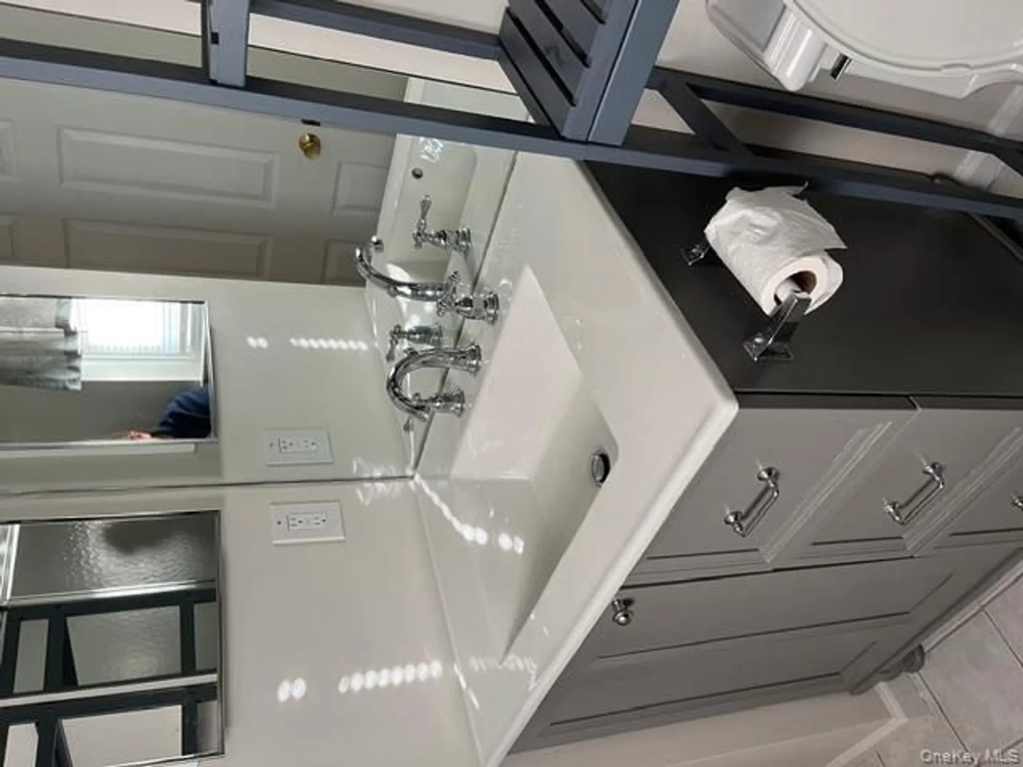 Property Slideshow image 13 of 18 | 426 village cir, Manorville, NY, 11949