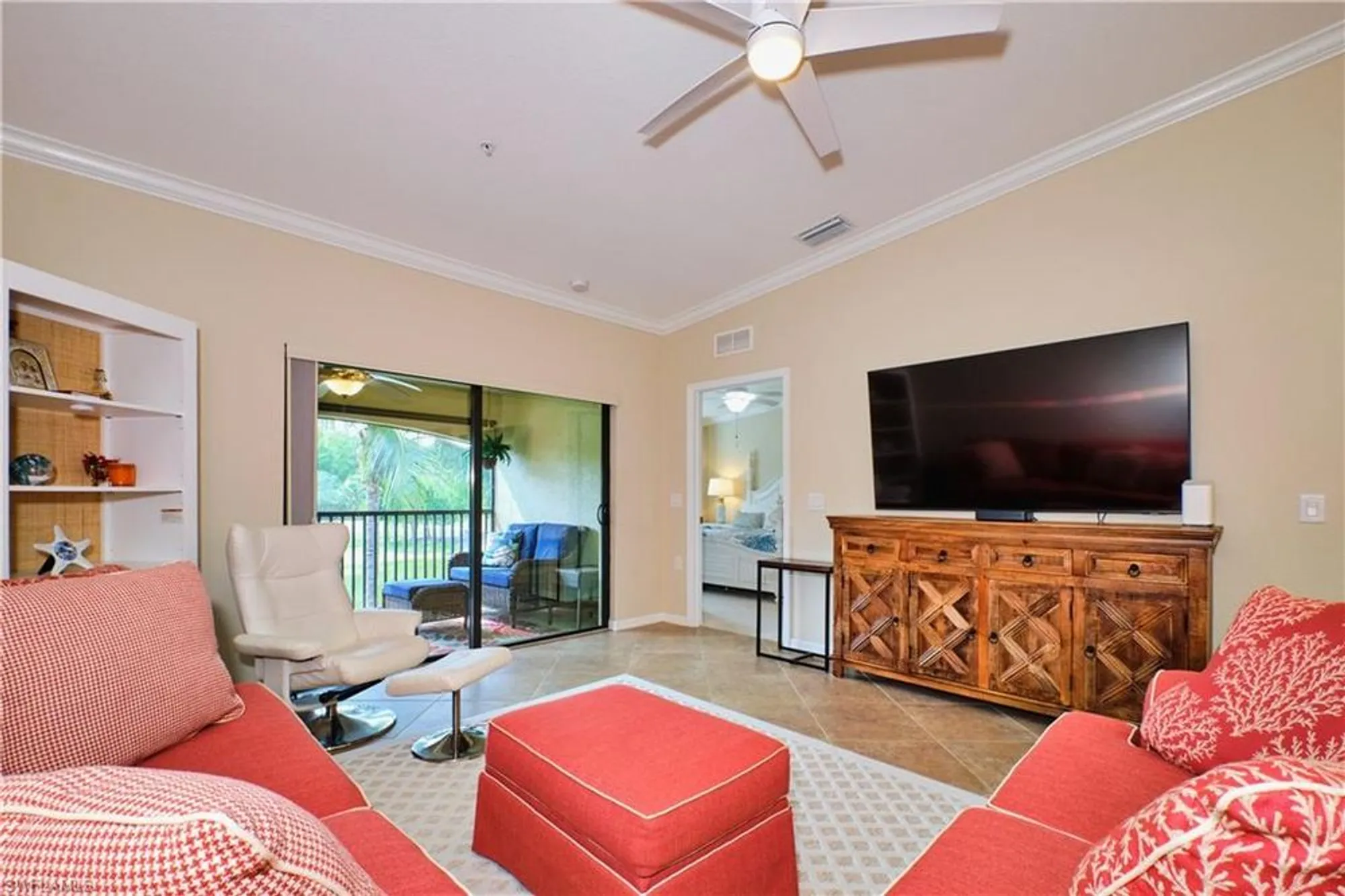Property Slideshow image 18 of 50 | 28051 bridgetown ct unit 5725, Bonita Springs, FL, 34135