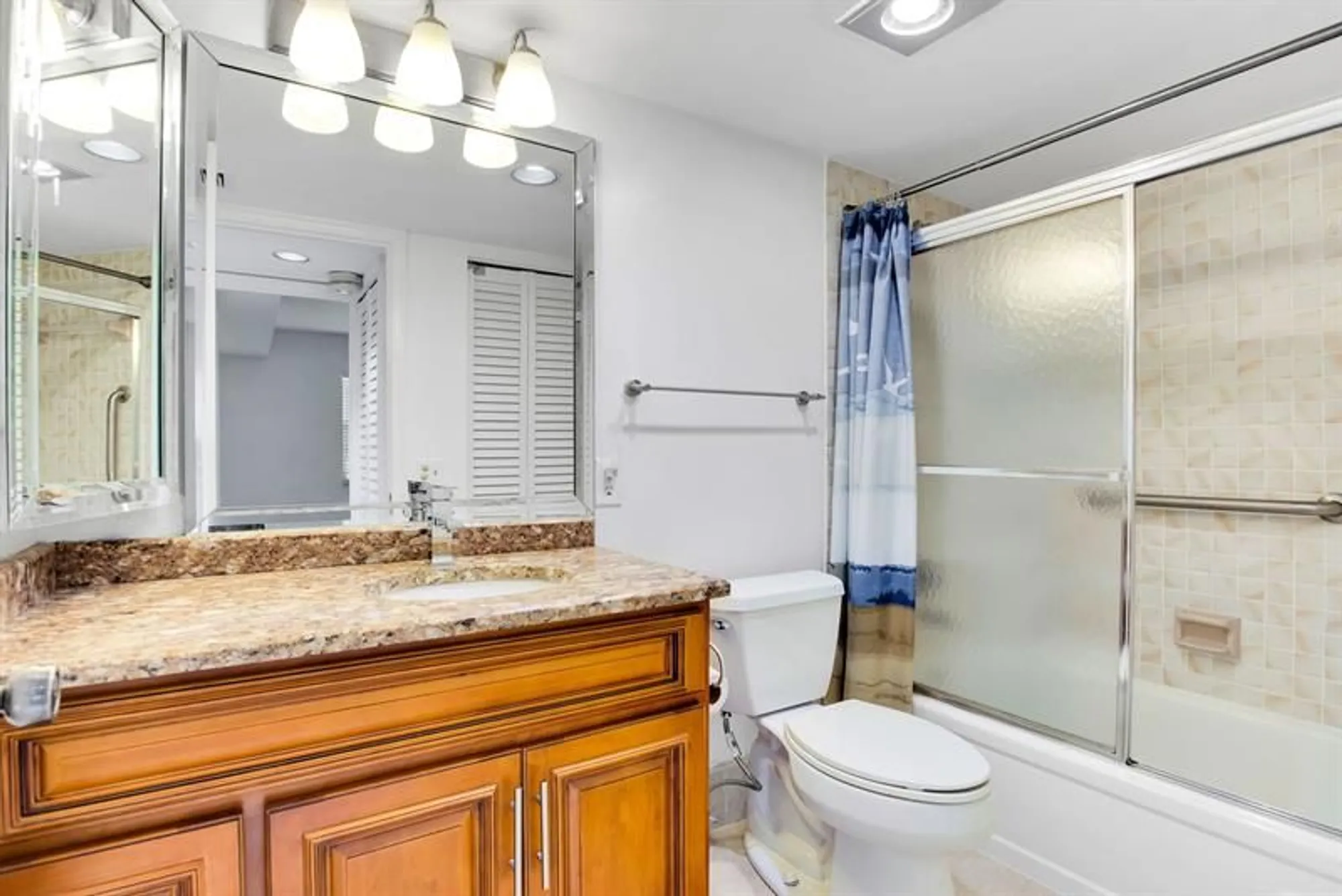 Property Slideshow image 9 of 40 | 3303 aruba way m1, Coconut Creek, FL, 33066