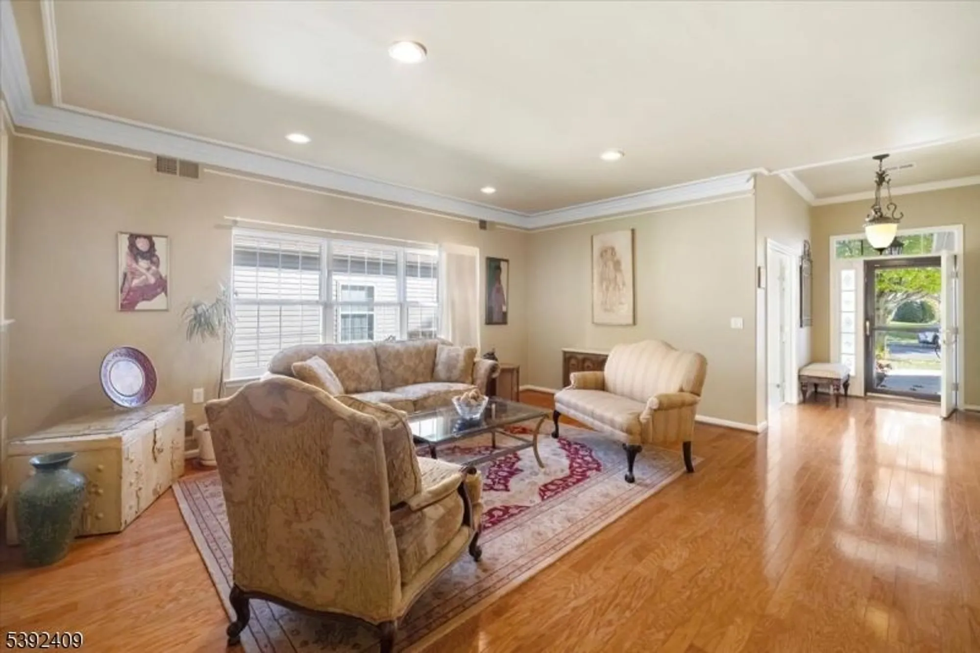 Property Slideshow image 4 of 37 | 29 daulton dr, Somerset, NJ, 08873