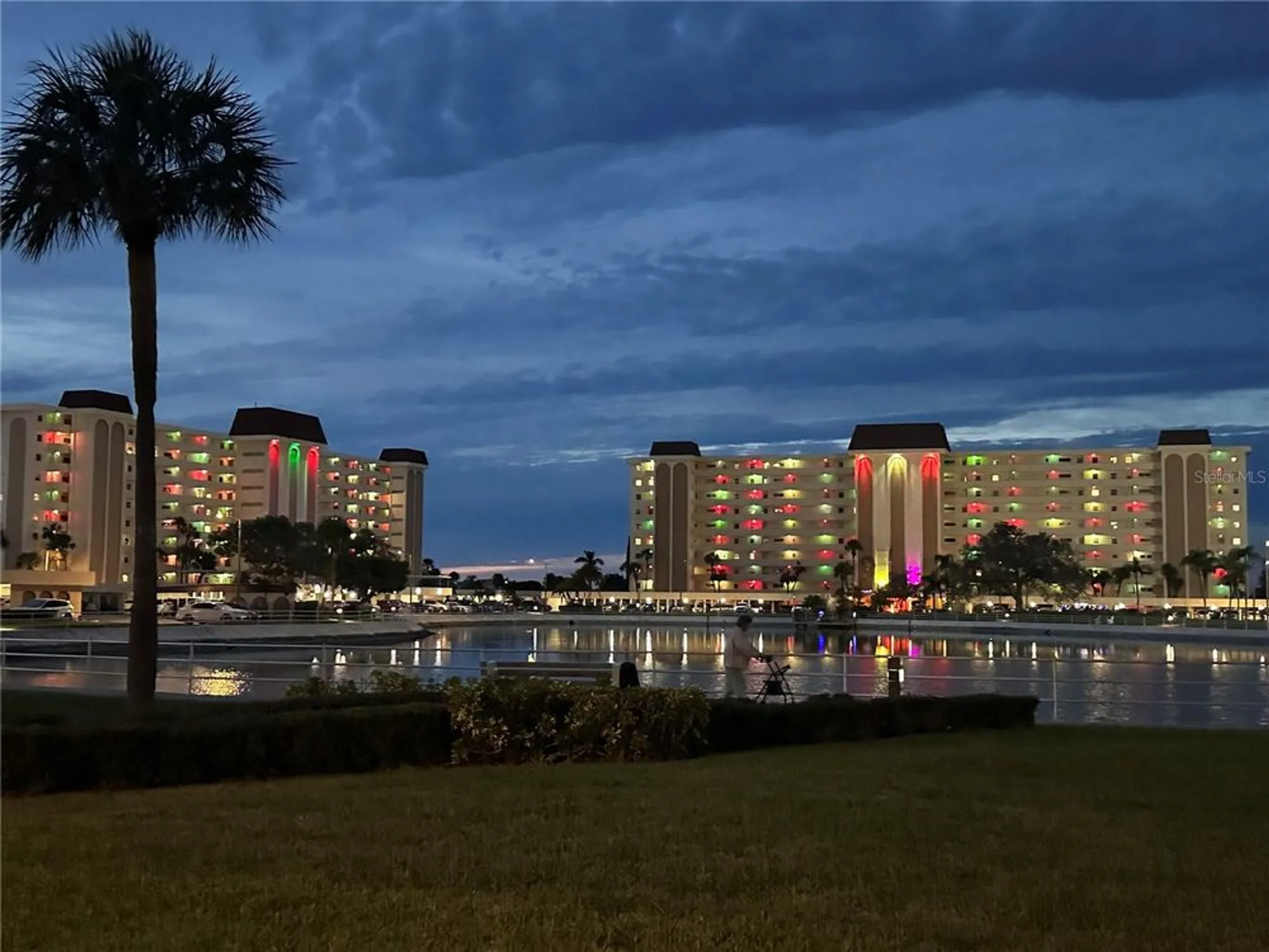 Property Slideshow image 32 of 32 | 4725 cove cir apt 309, Saint Petersburg, FL, 33708