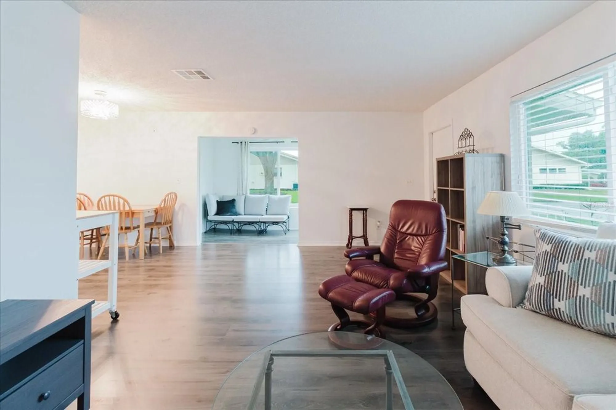 Property Slideshow image 10 of 63 | 2209 grenadier dr, Sun City Center, FL, 33573