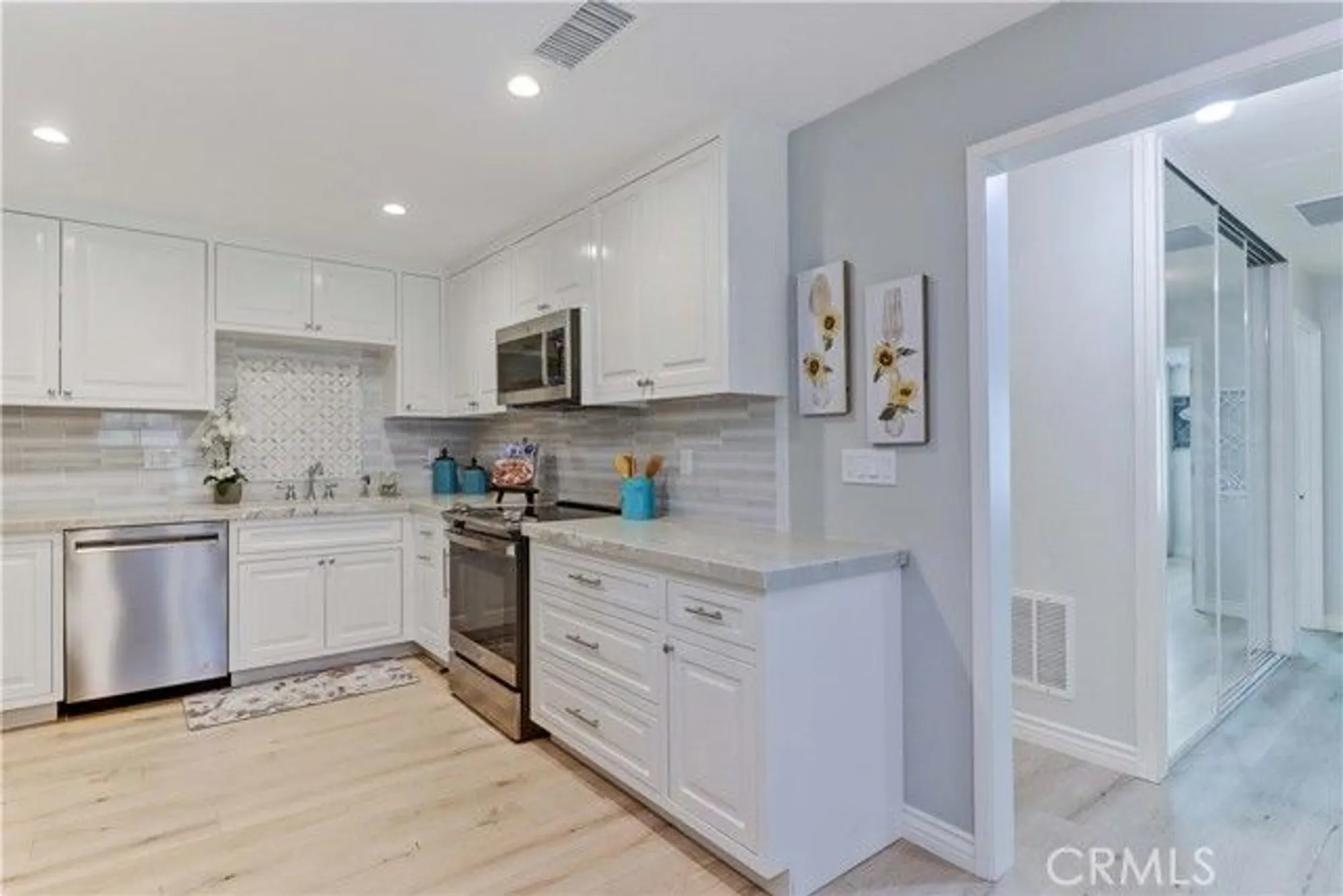 Property Slideshow image 12 of 40 | 3121 via serena d, Laguna Woods, CA, 92637