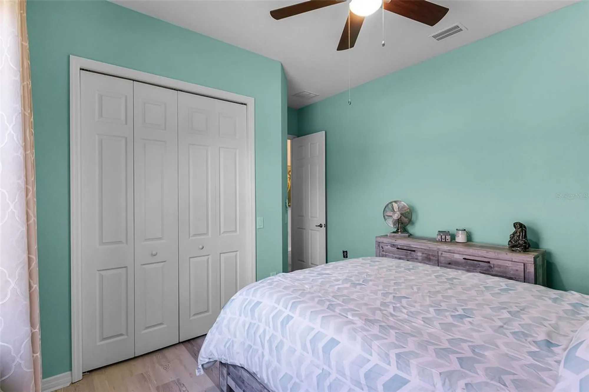 Property Slideshow image 34 of 71 | 1394 oakmont dr, Winter Haven, FL, 33884