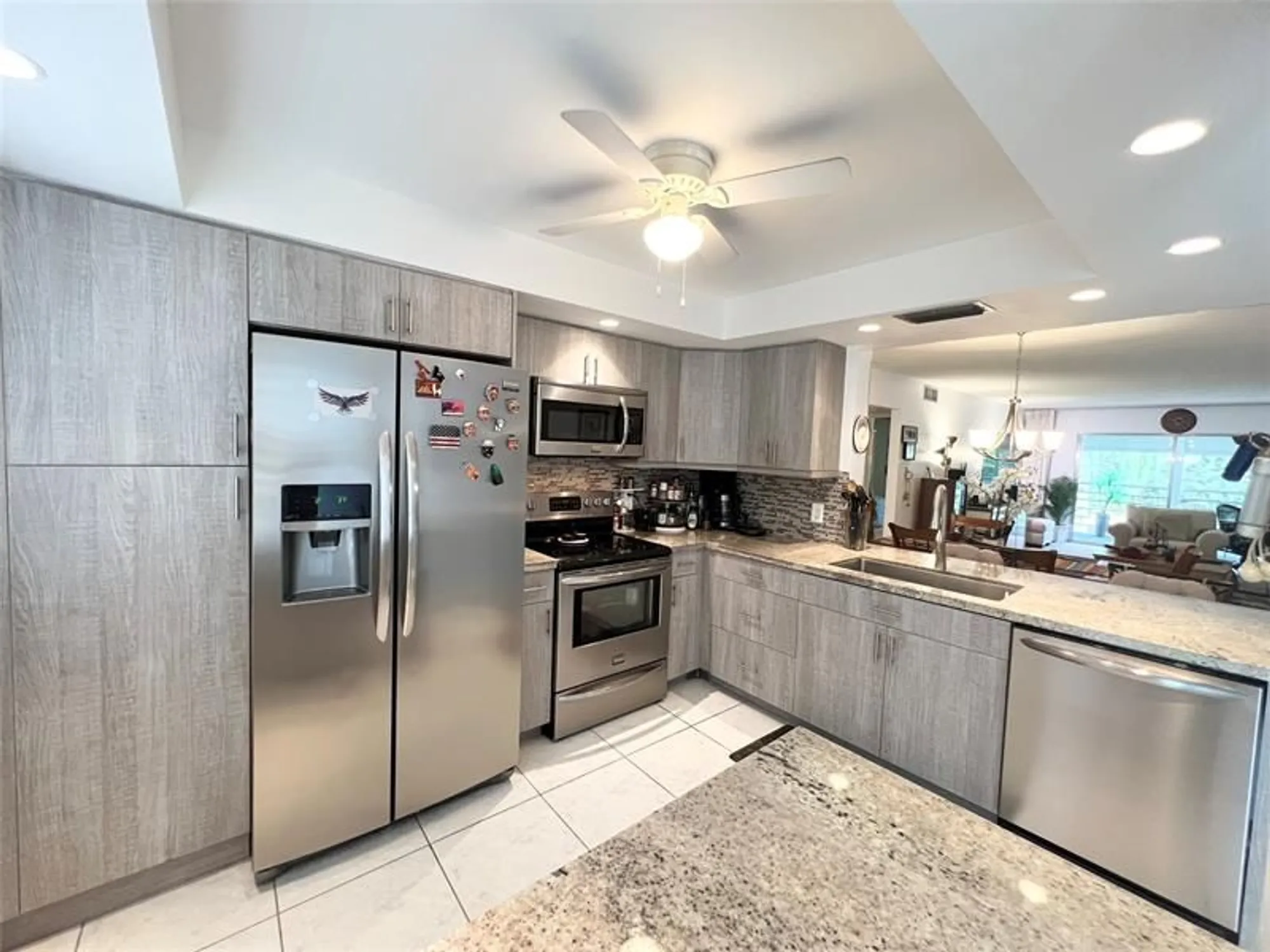 Property Slideshow image 2 of 40 | 3002 portofino isle e3, Coconut Creek, FL, 33066