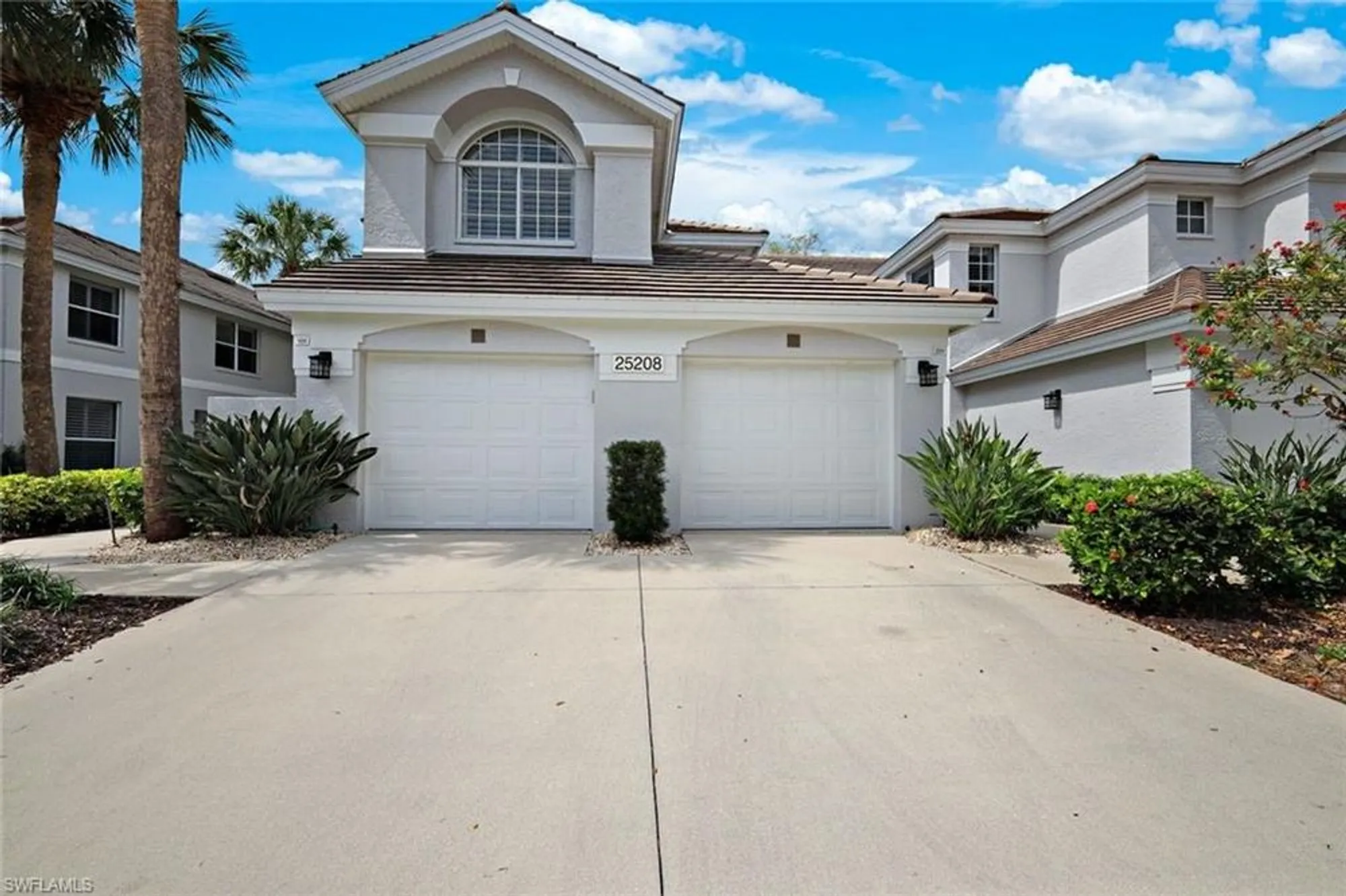 Property Slideshow image 19 of 20 | 25208 pelican creek cir 201, Bonita Springs, FL, 34134