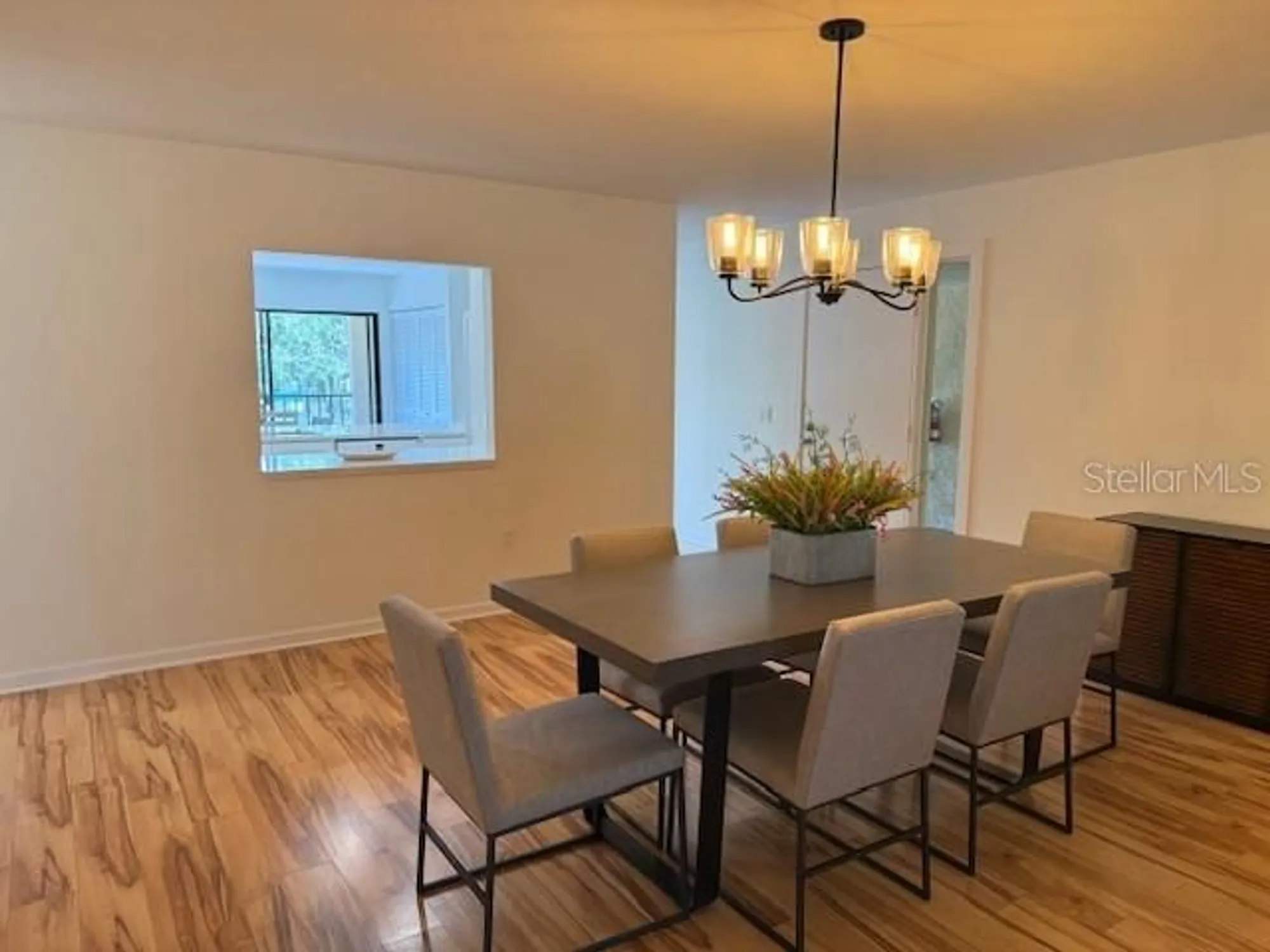 Property Slideshow image 8 of 22 | 6120 country club way 207, Sarasota, FL, 34243