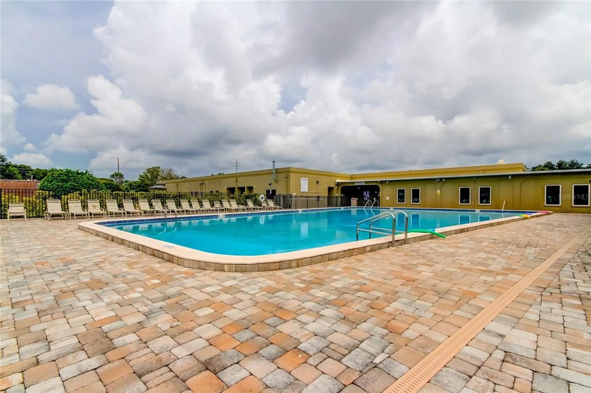 Property Slideshow image 43 of 75 | 2457 ecuadorian way apt 57, Clearwater, FL, 33763