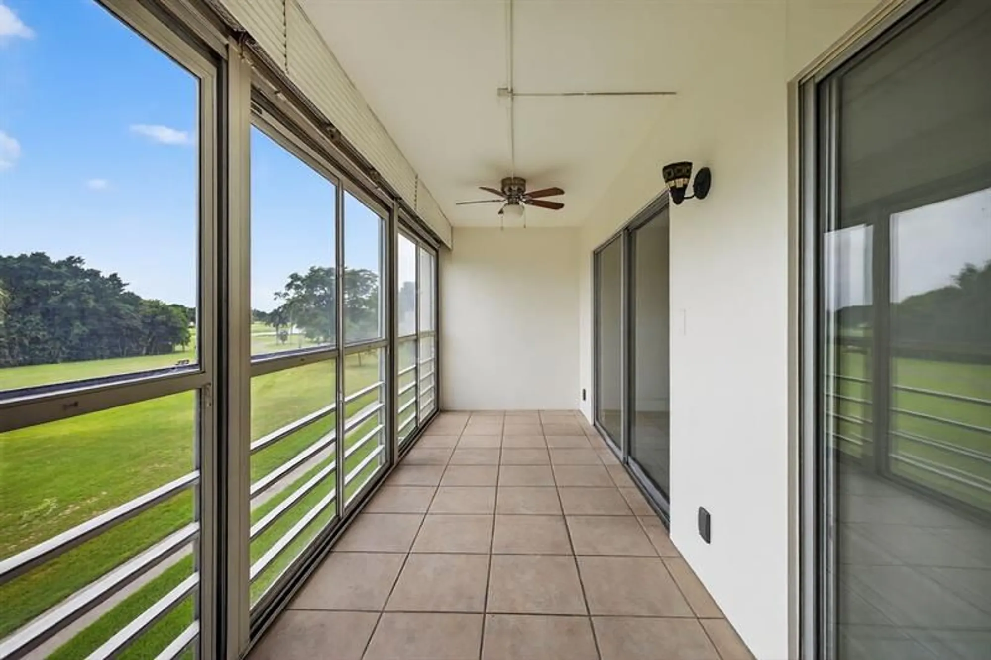 Property Slideshow image 19 of 24 | 2902 victoria cir g3, Coconut Creek, FL, 33066