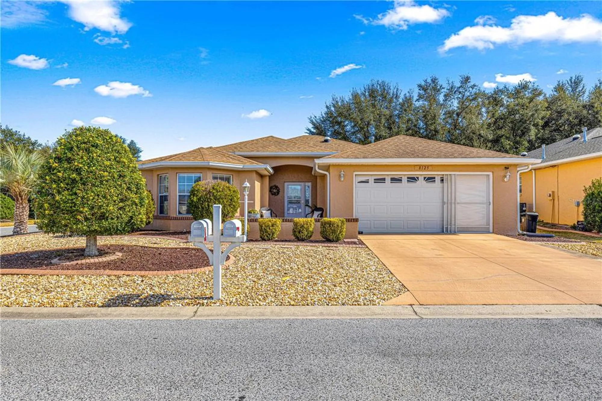Property Slideshow image 1 of 52 | 8125 sw 81st loop, Ocala, FL, 34476