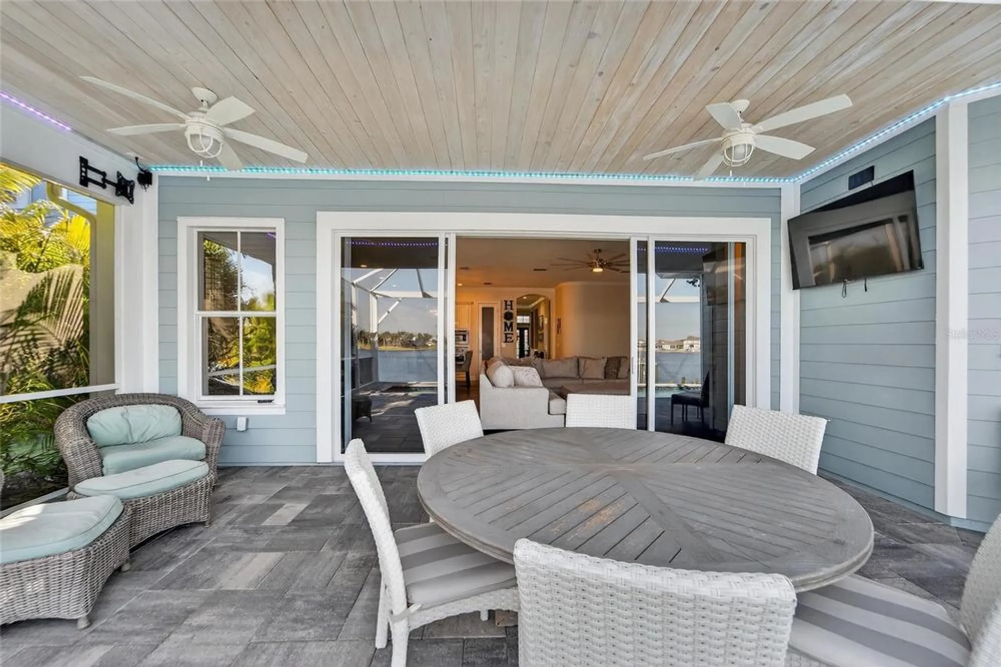 Property Slideshow image 34 of 100 | 5245 brighton shore dr, Apollo Beach, FL, 33572