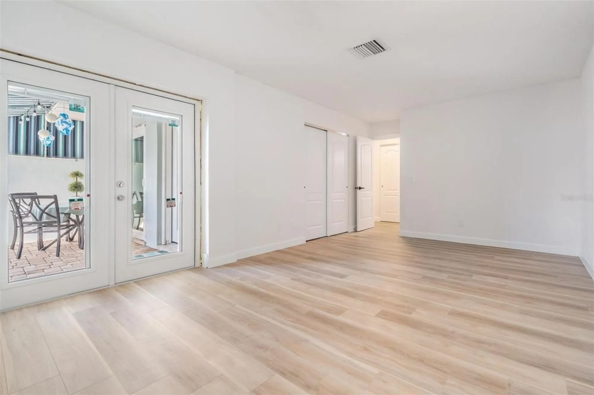 Property Slideshow image 13 of 27 | 127 boca ciega point blvd n, St Petersburg, FL, 33708