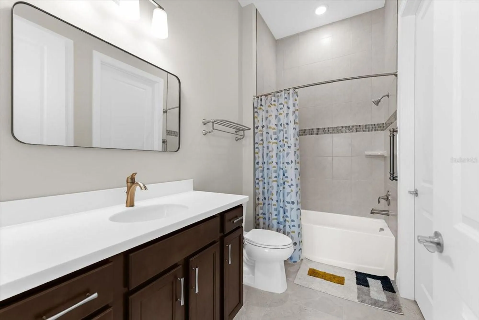 Property Slideshow image 7 of 100 | 7140 woodville cv, Bradenton, FL, 34202