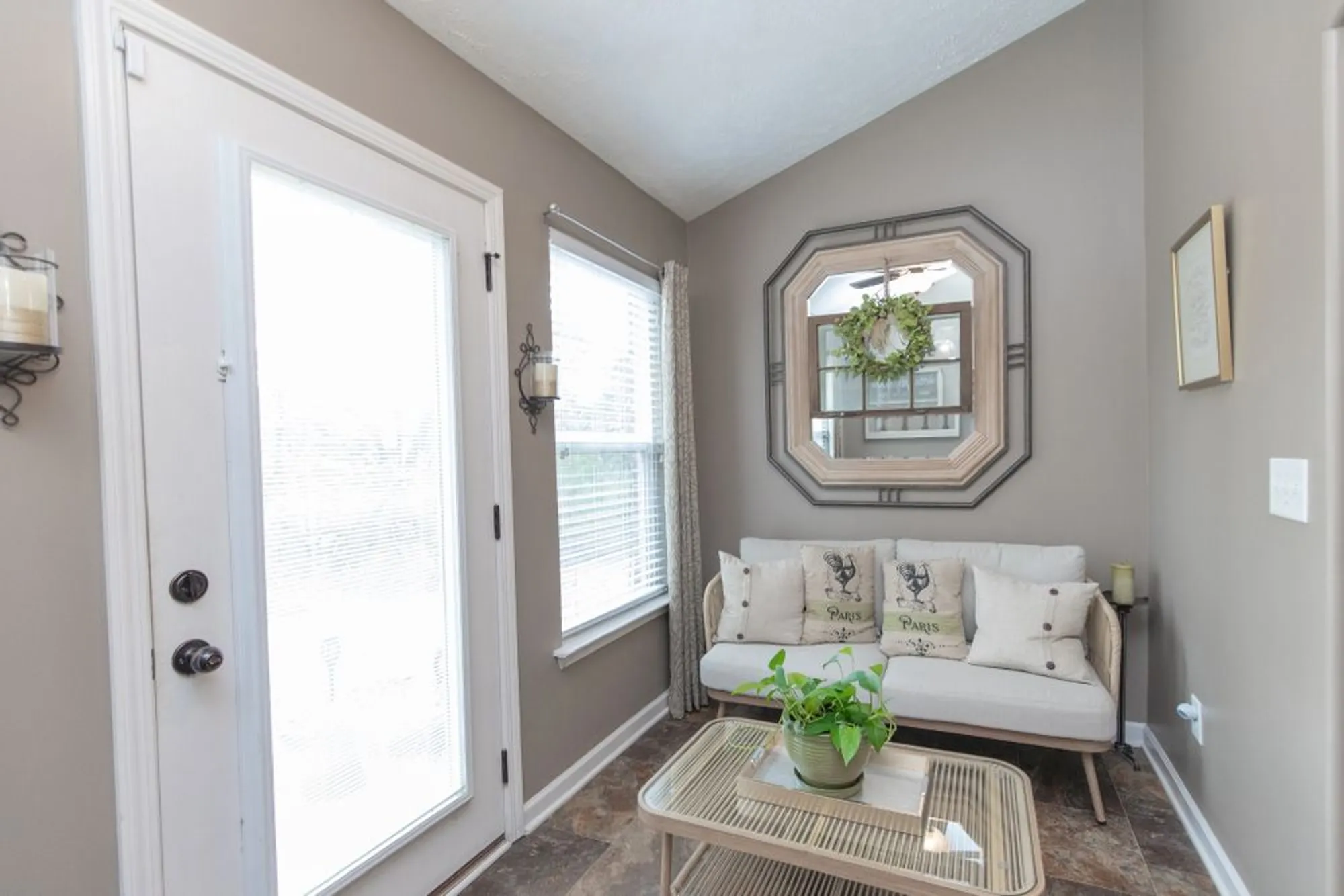 Property Slideshow image 20 of 50 | 395 devon chase hl 6001, Gallatin, TN, 37066