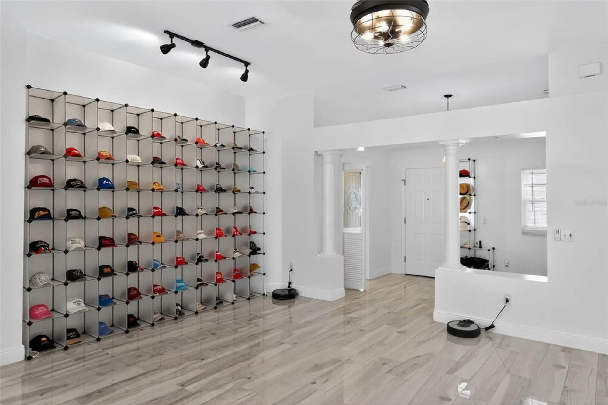 Property Slideshow image 32 of 32 | 411 del mar dr, Lady Lake, FL, 32159