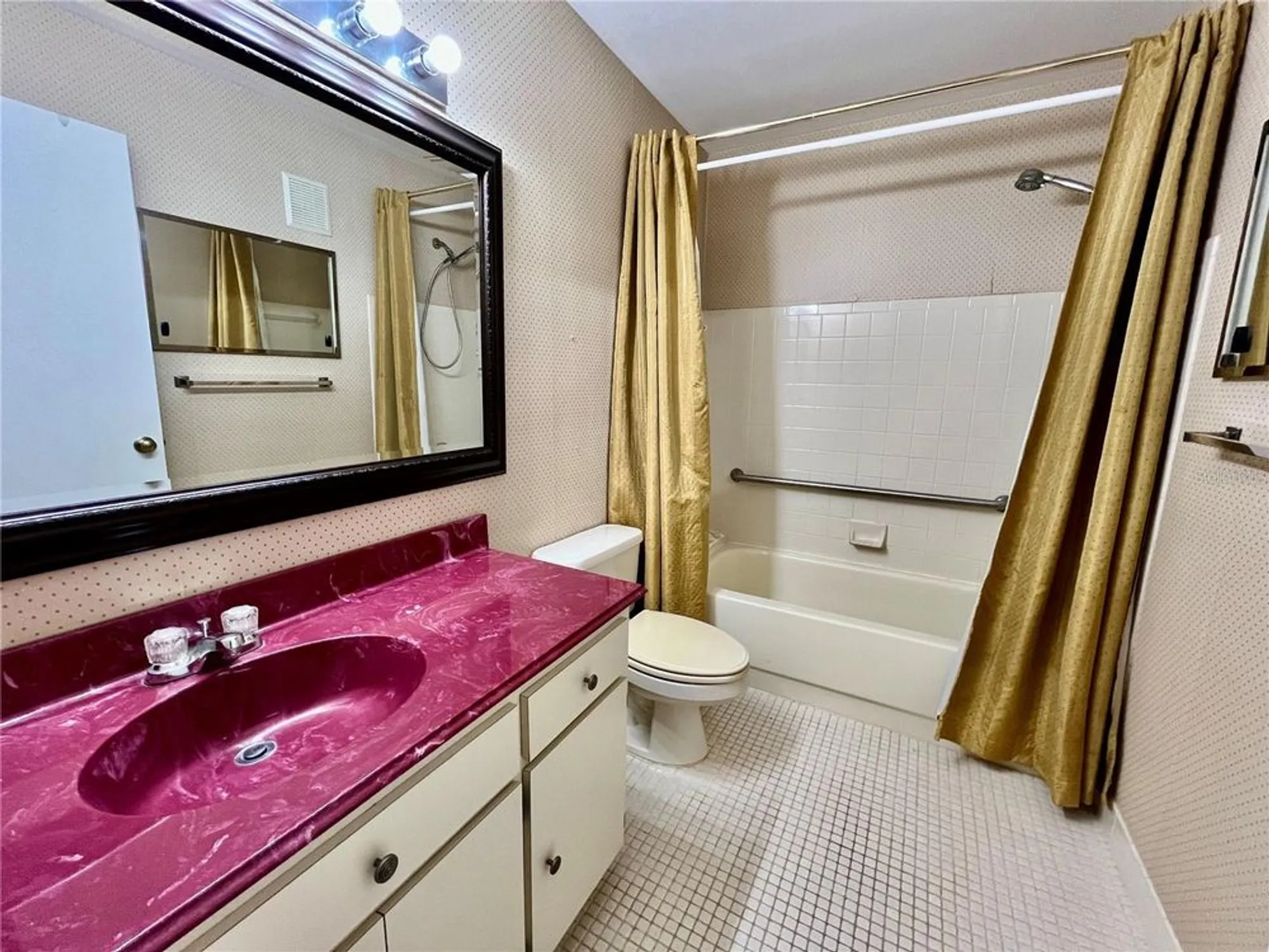 Property Slideshow image 26 of 52 | 2220 spanish dr 54, Clearwater, FL, 33763