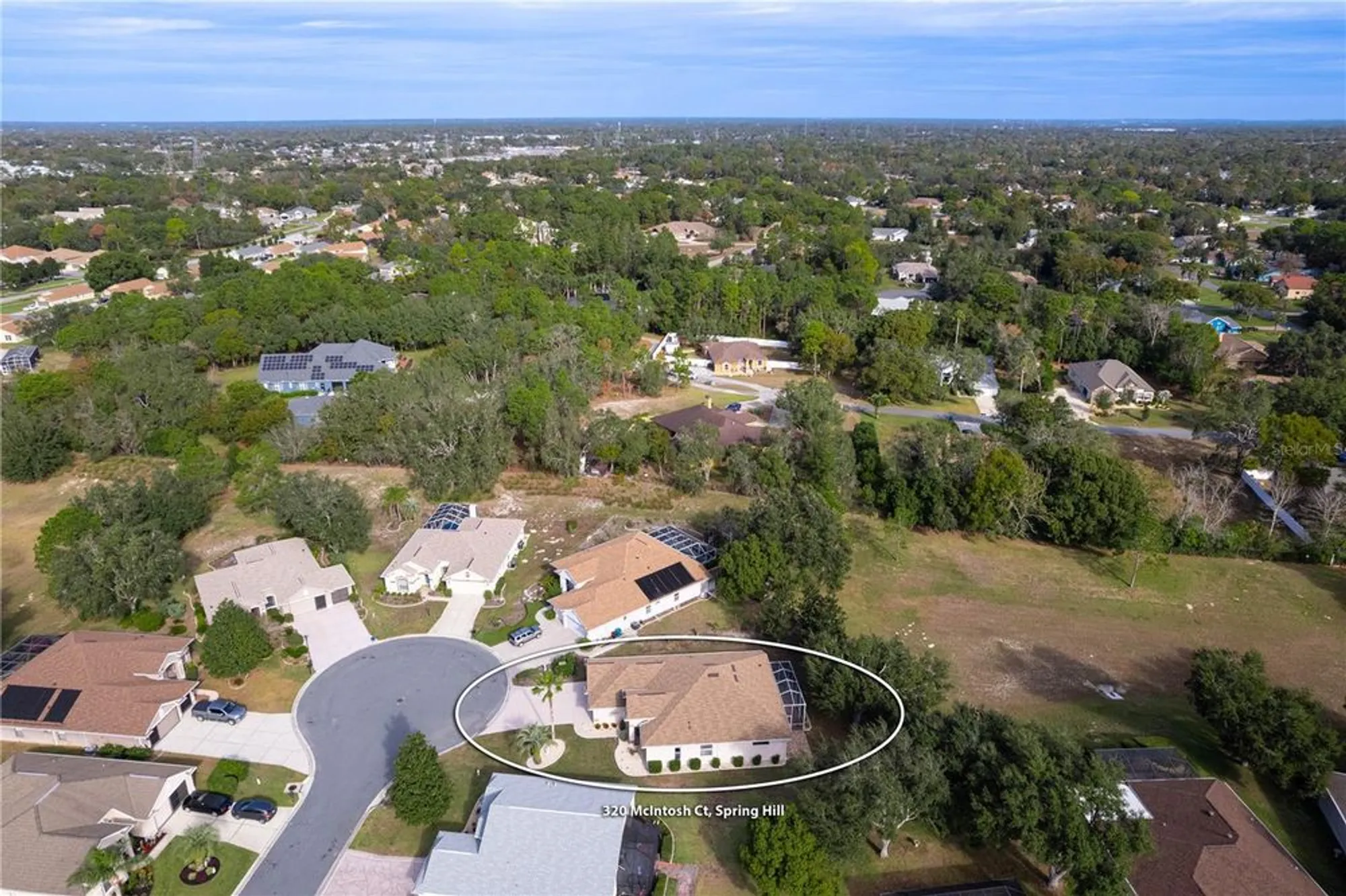 Property Slideshow image 14 of 79 | 320 mcintosh ct, Spring Hill, FL, 34609